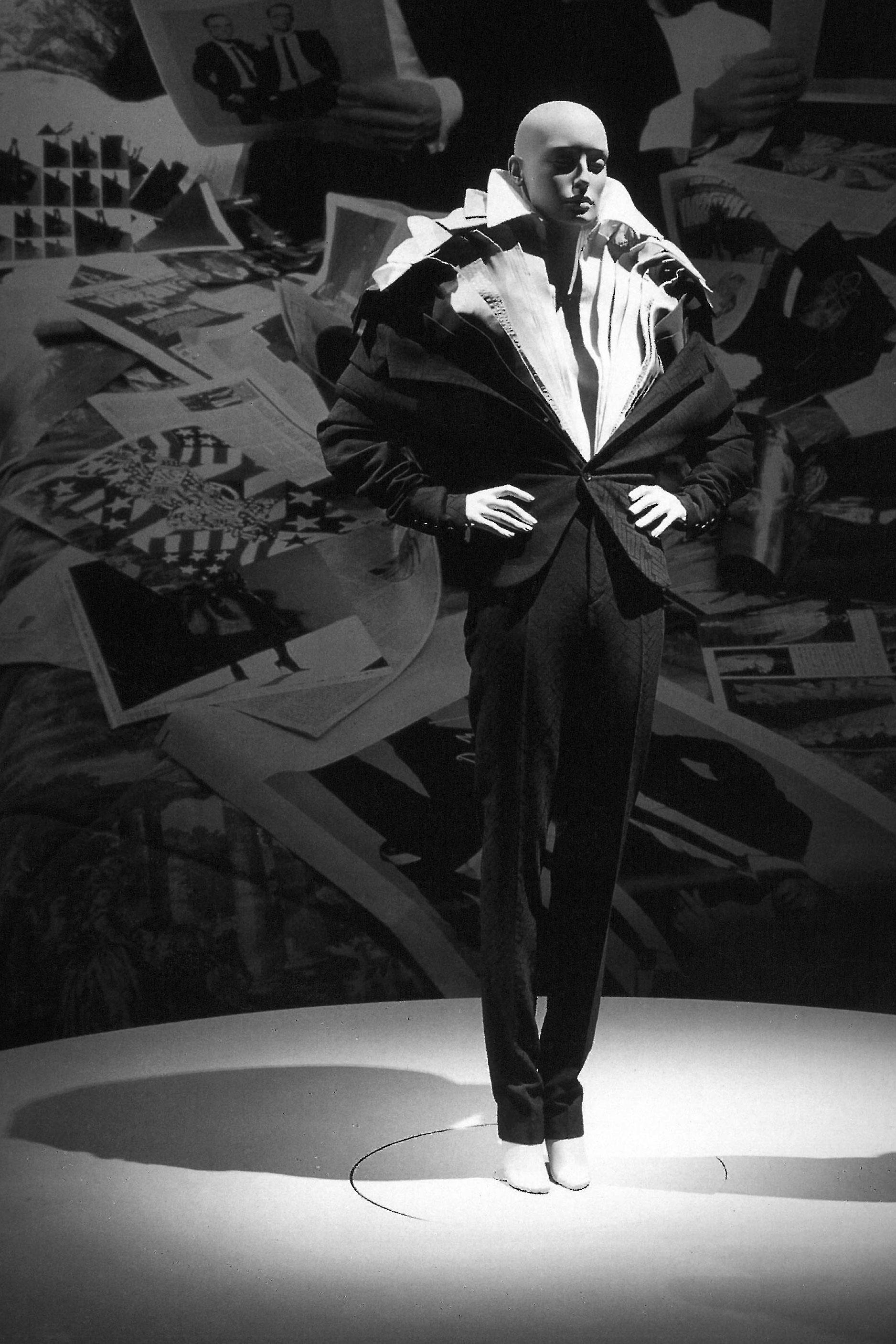 viktor & rolf fashion website image