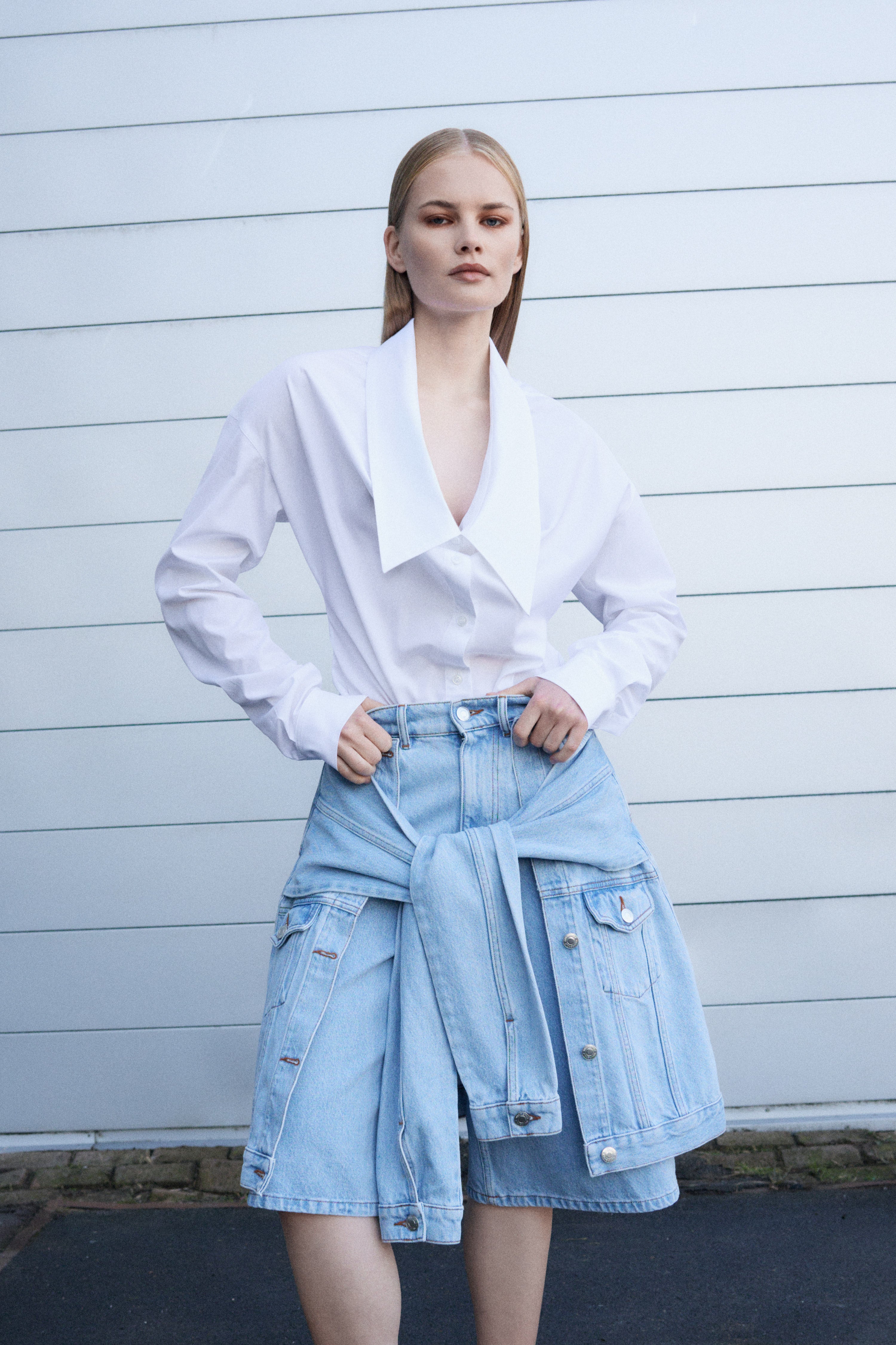 SLEEVE TIE DENIM SHORTS