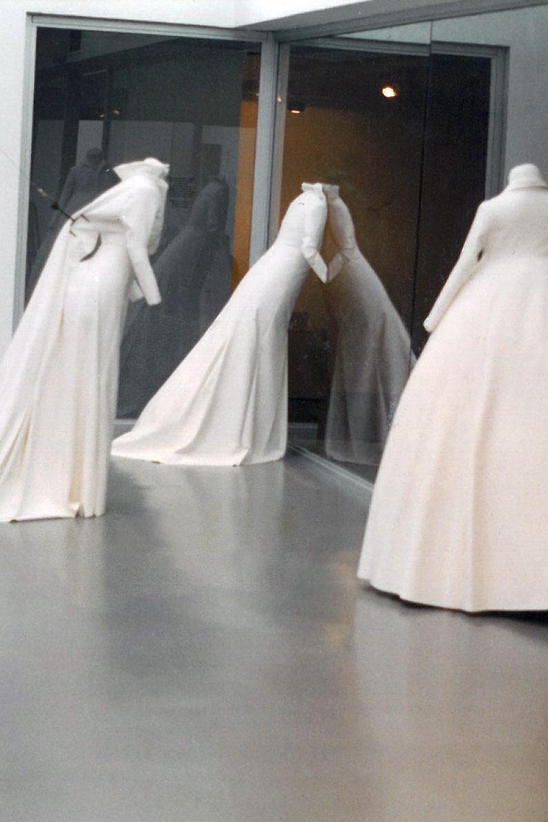 viktor rolf website fashion images