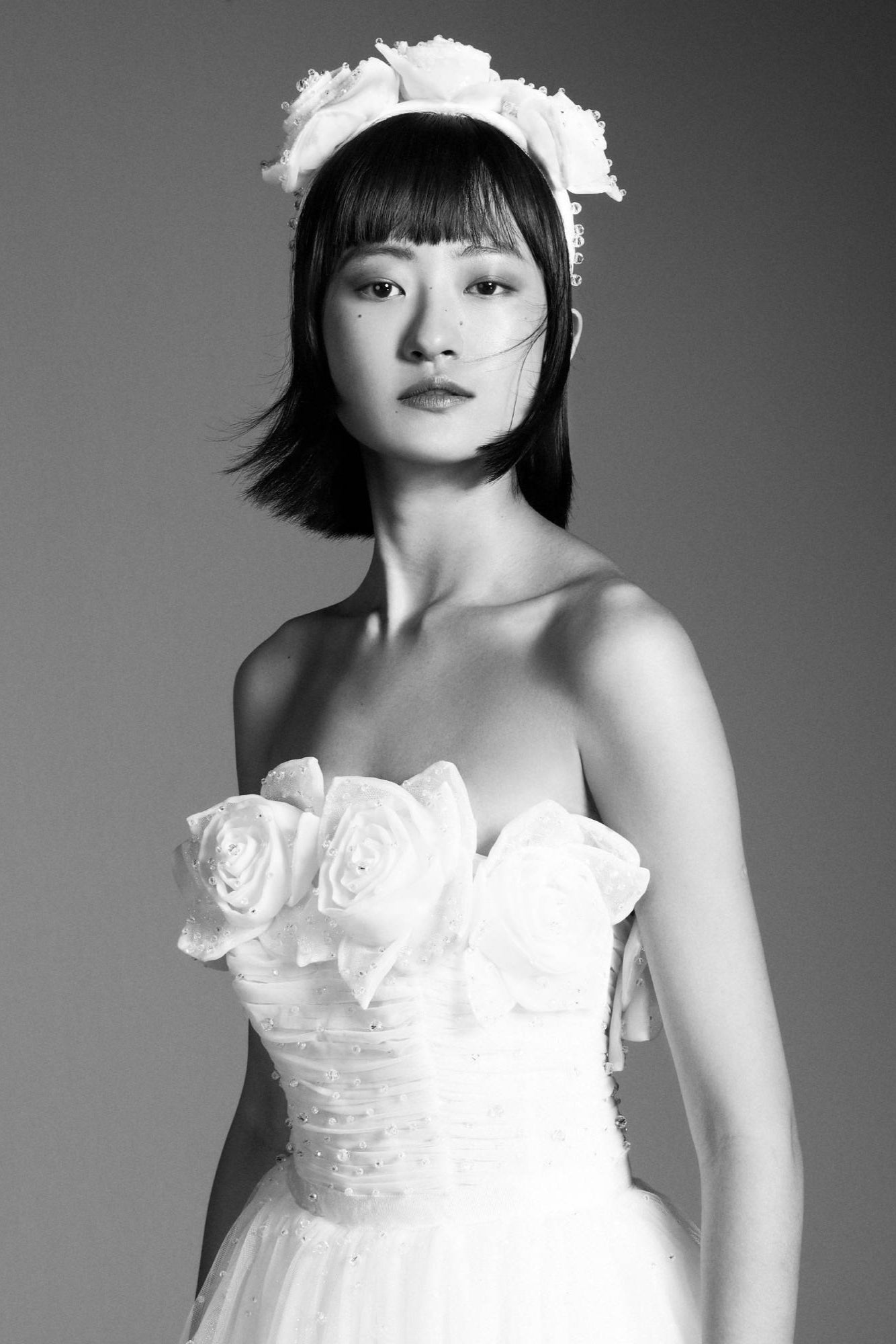 Embroidered, crystallized headband adorned with crystallized dew roses and crystal dew drops, from the Viktor&Rolf Mariage collection.