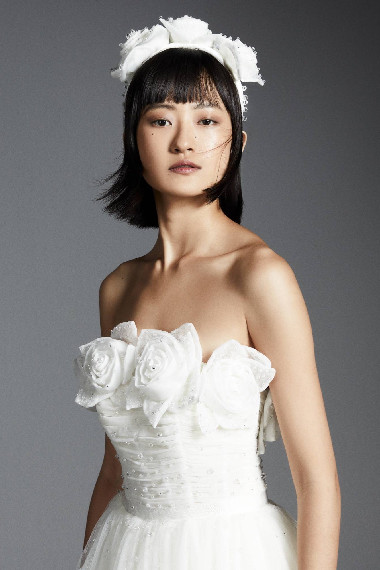 Embroidered, crystallized headband adorned with crystallized dew roses and crystal dew drops, from the Viktor&Rolf Mariage collection.