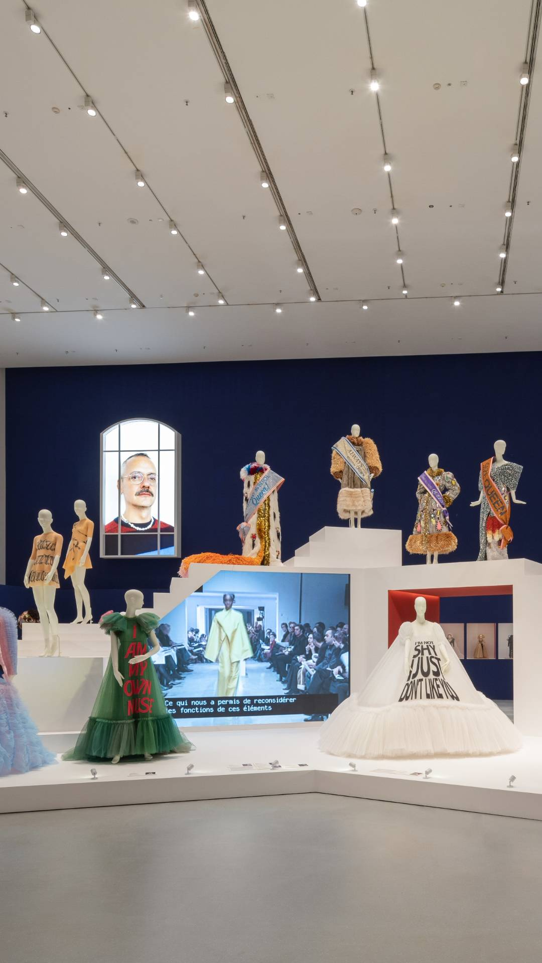 viktor rolf website fashion images