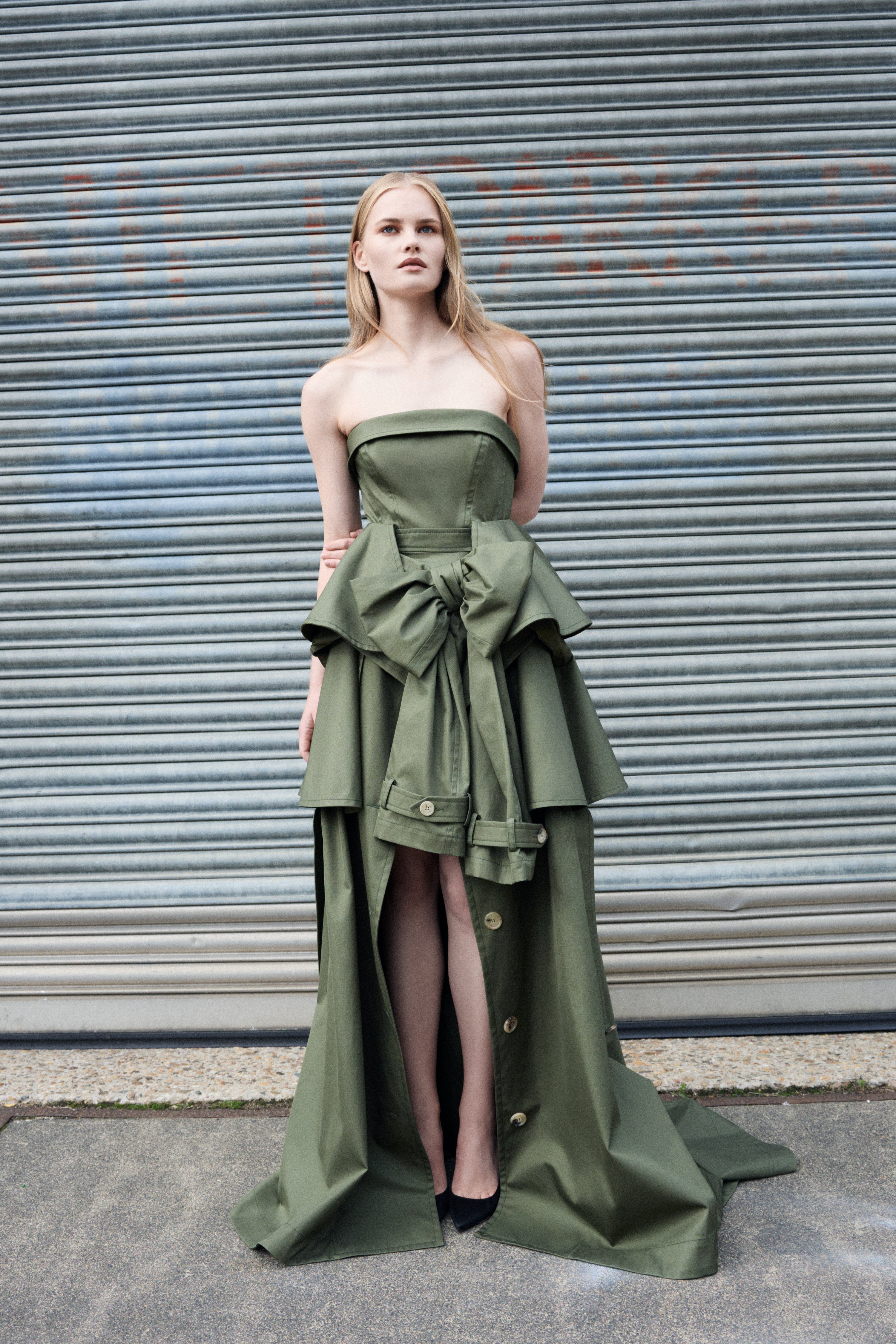 AVONDJURK MET STRIKDRAPERING