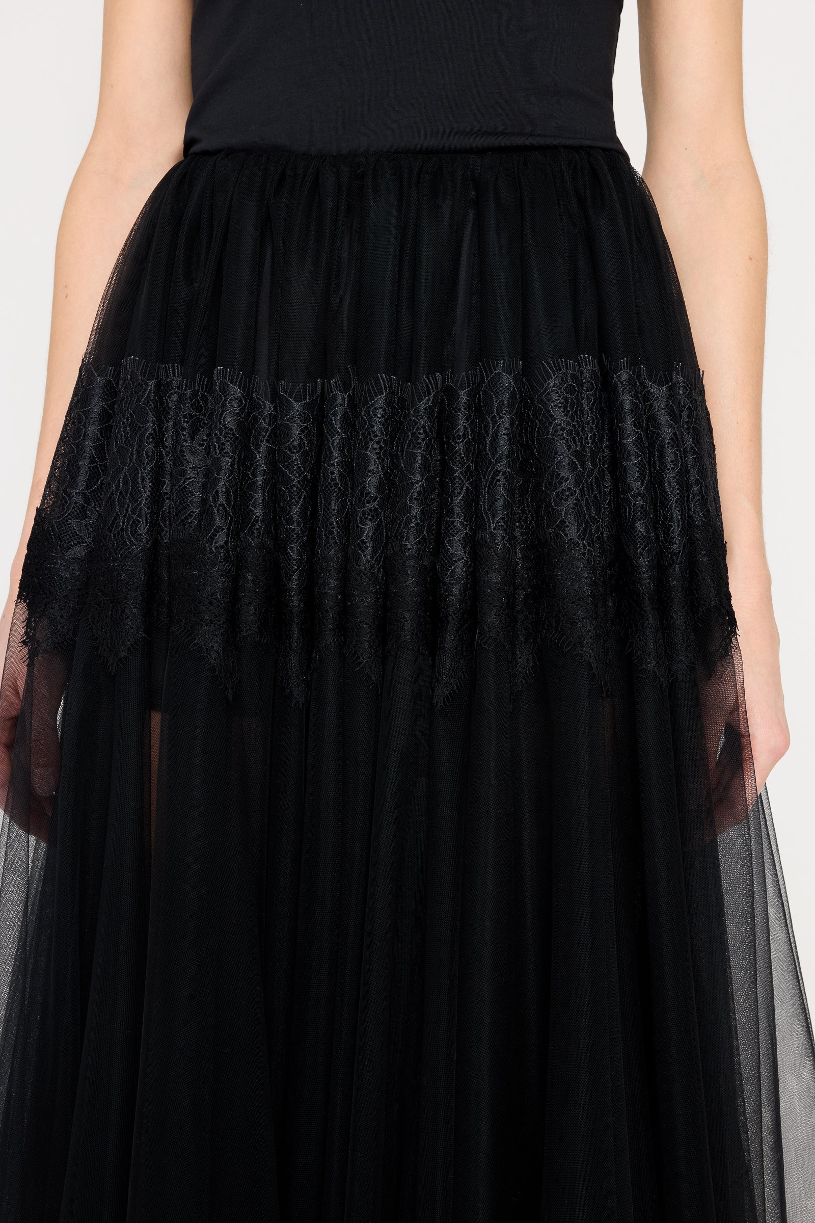 TULLE & LACE MAXI SKIRT