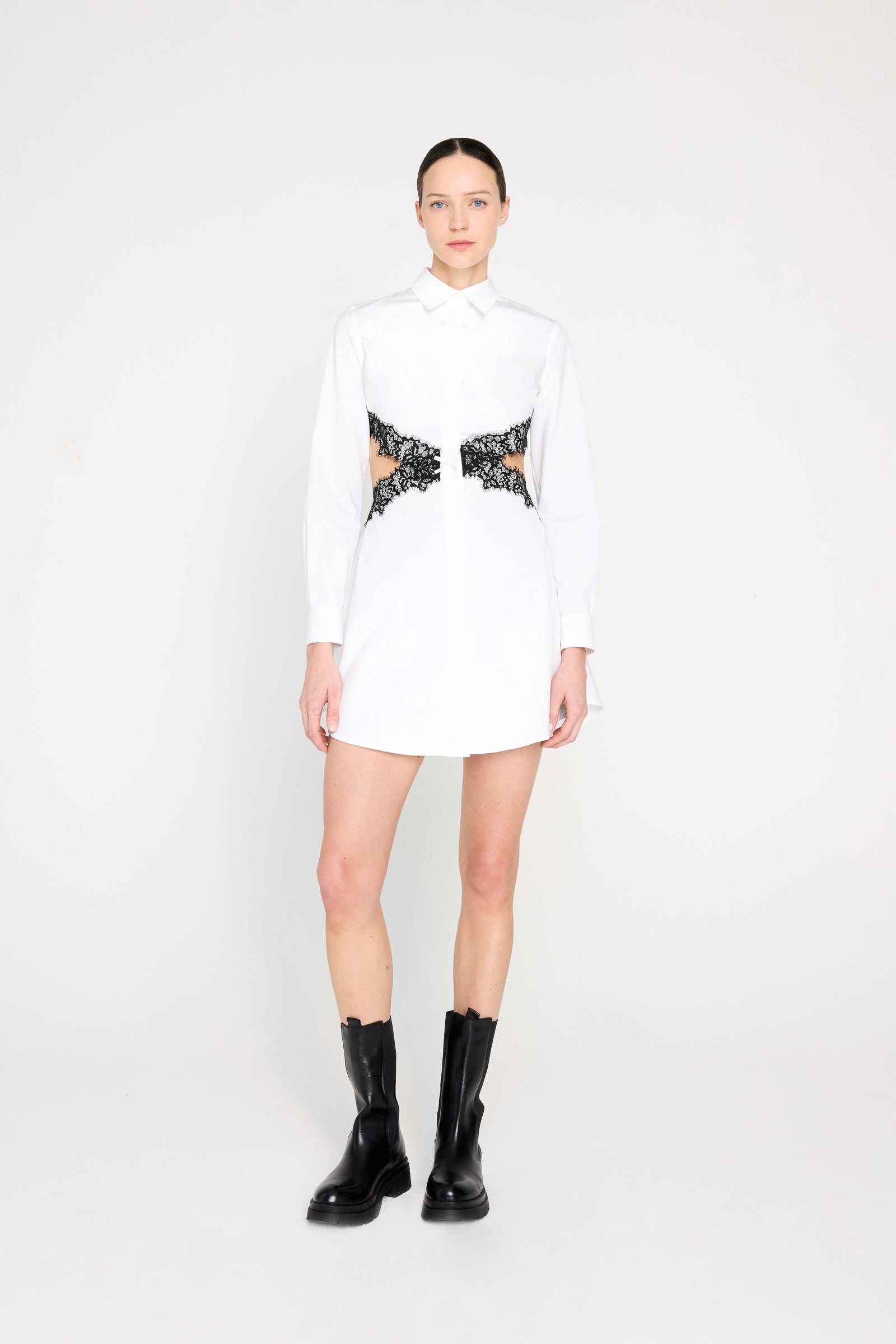 SHIRTJURK MET KANTUITSNIJDHINGEN
