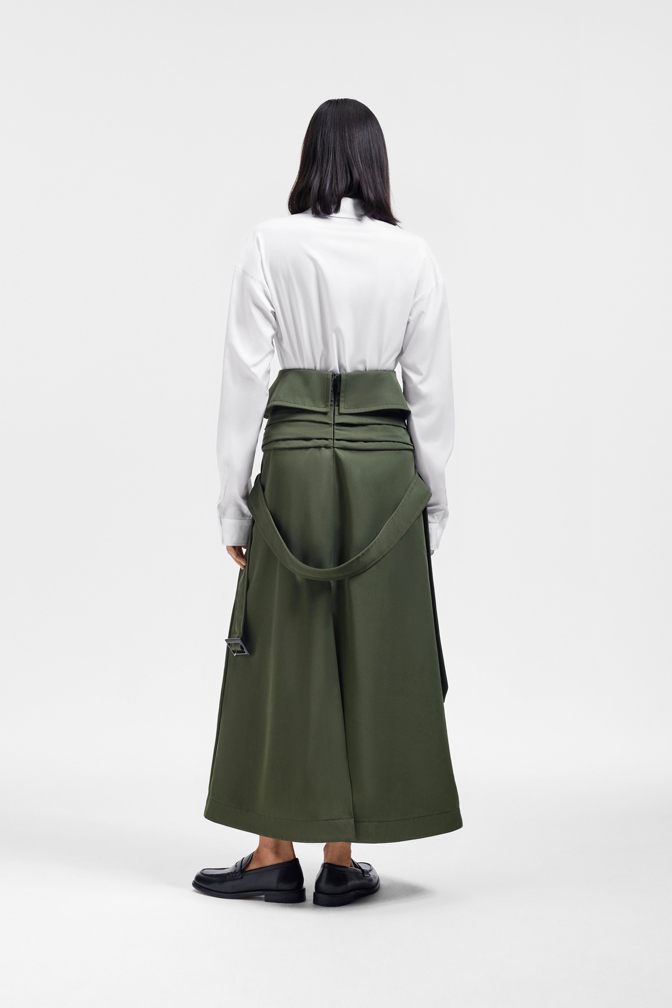 MIDIROK MET GEKNOOPTE MOUWEN