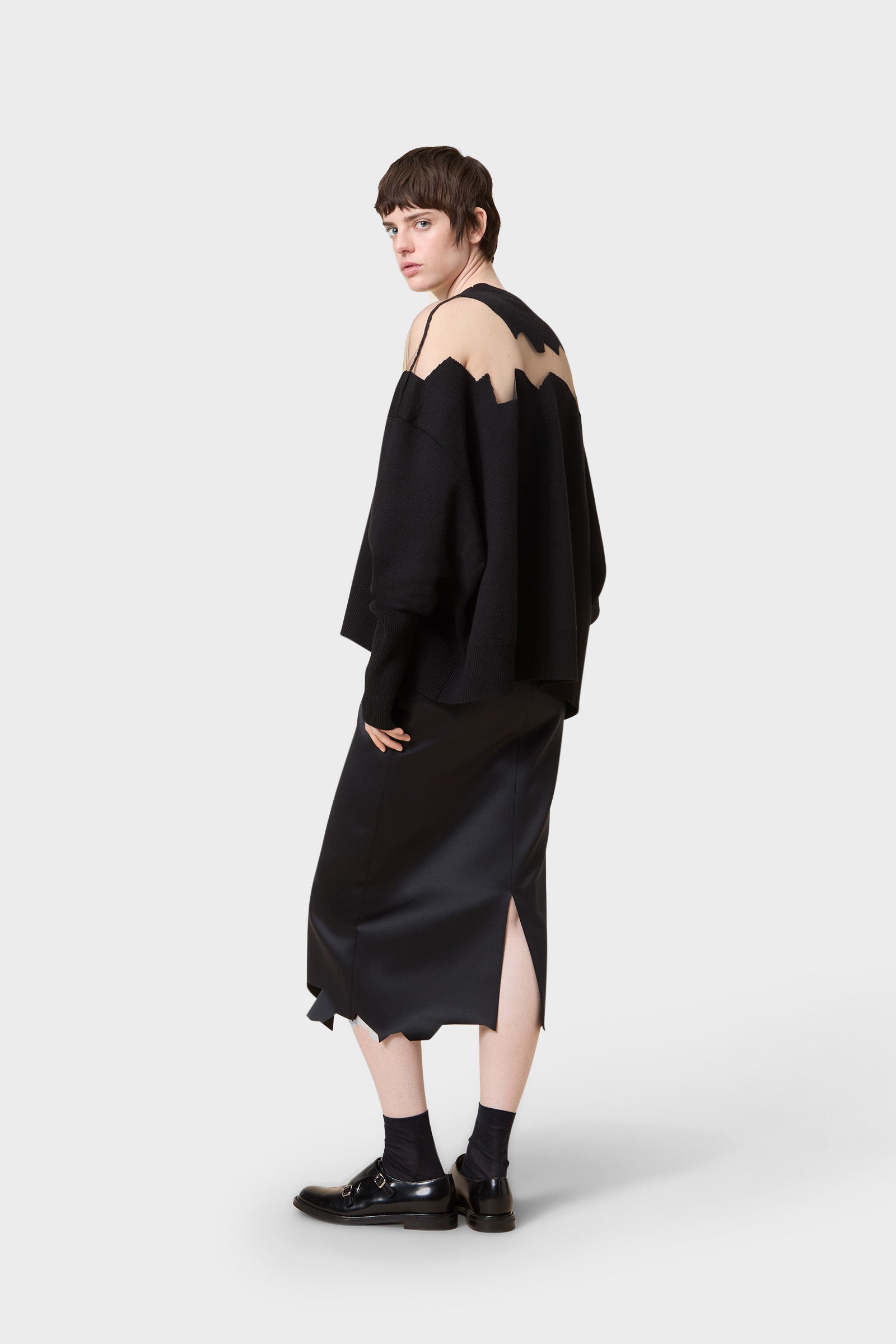 OVERSIZED WOOL SWEATER