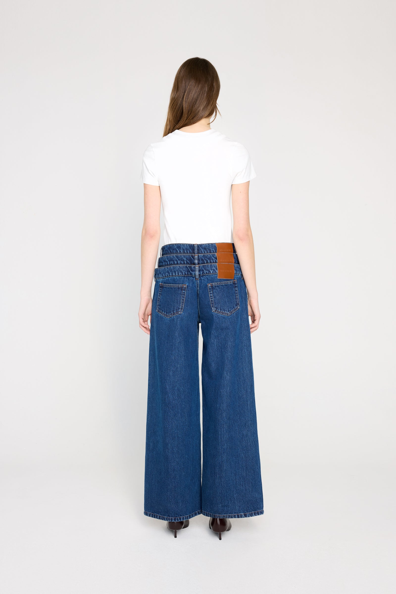 LOW MULTI-LAYERED LAYER DENIM