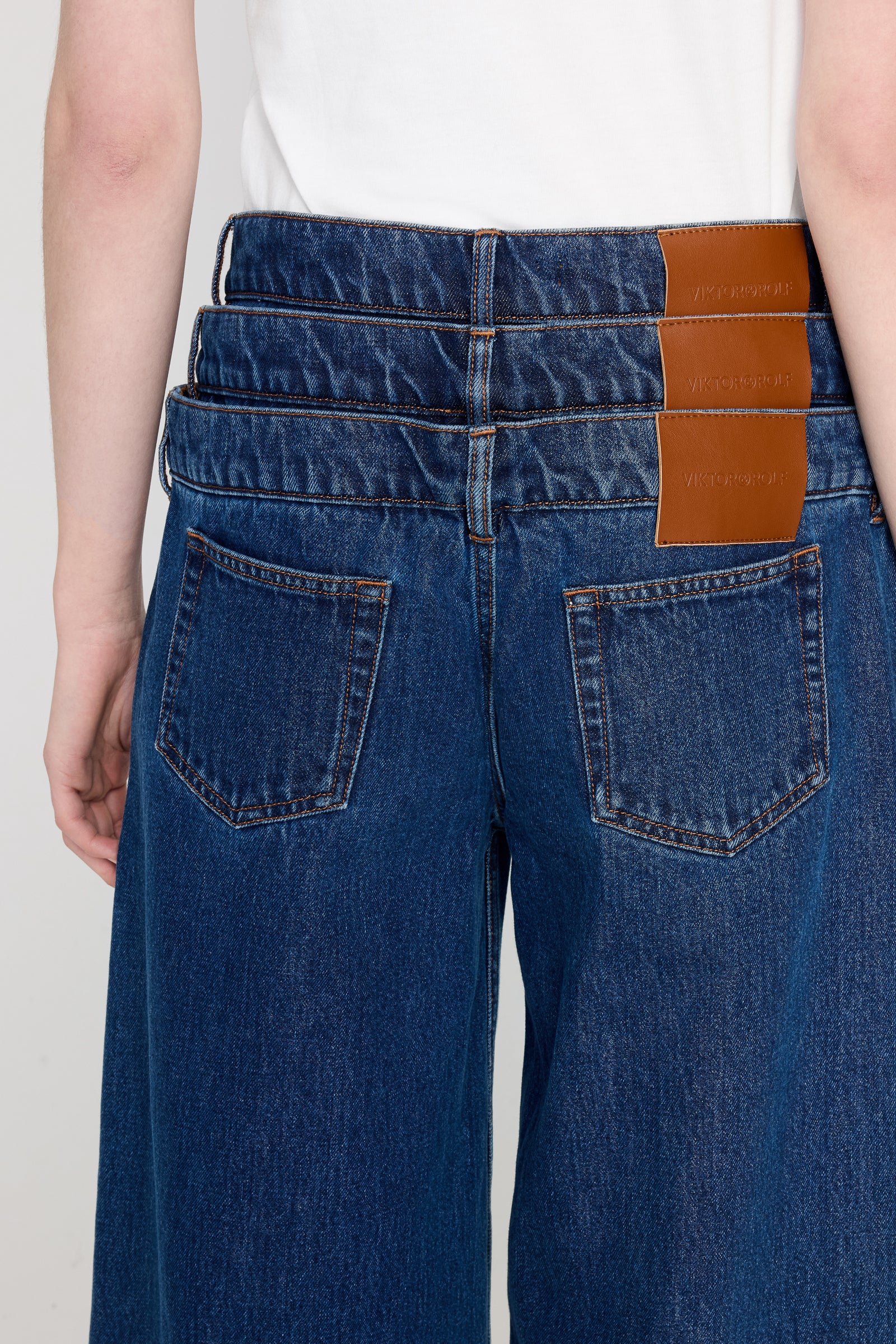 LOW MULTI-LAYERED LAYER DENIM