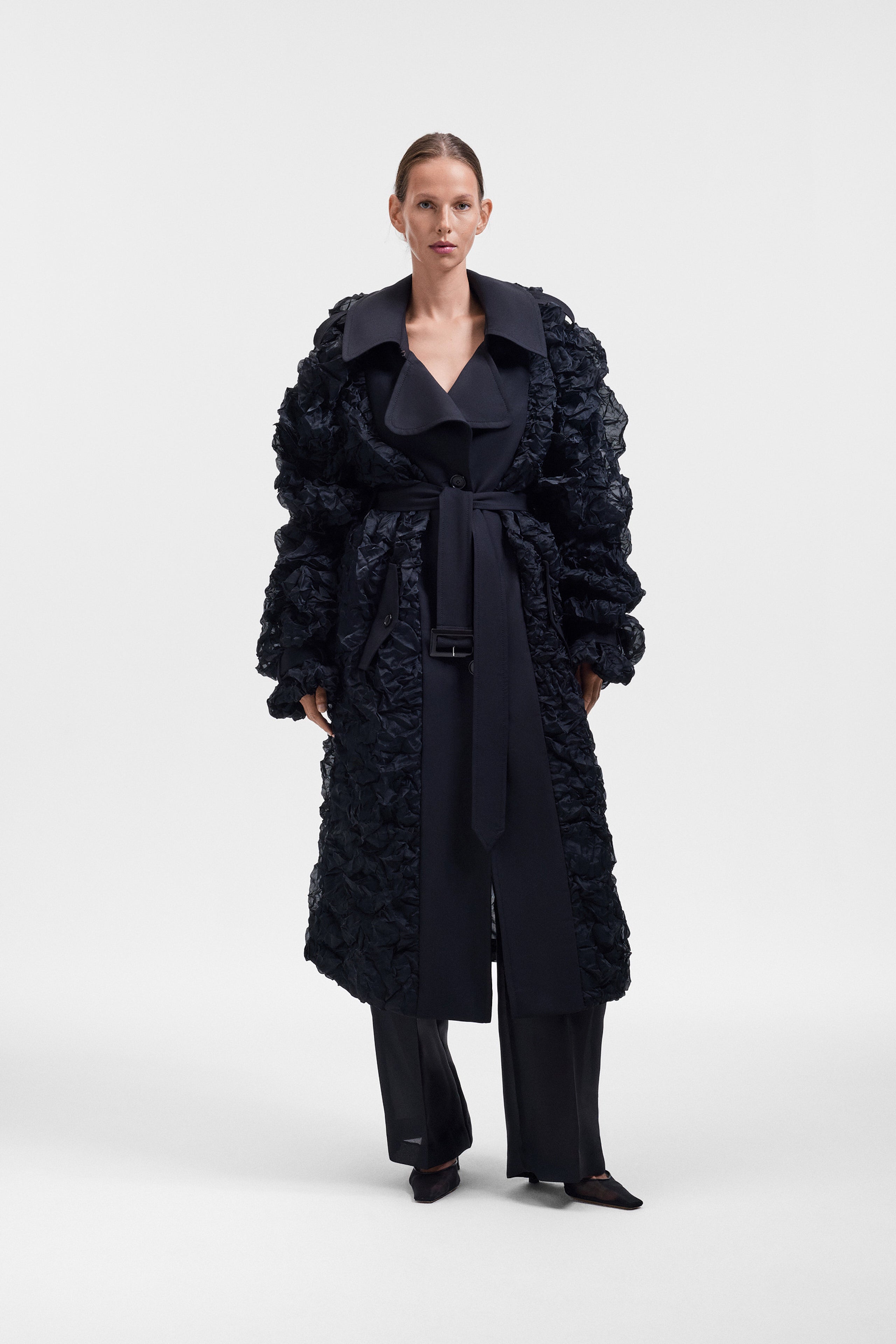 TRENCHCOAT MET PLISSÉ