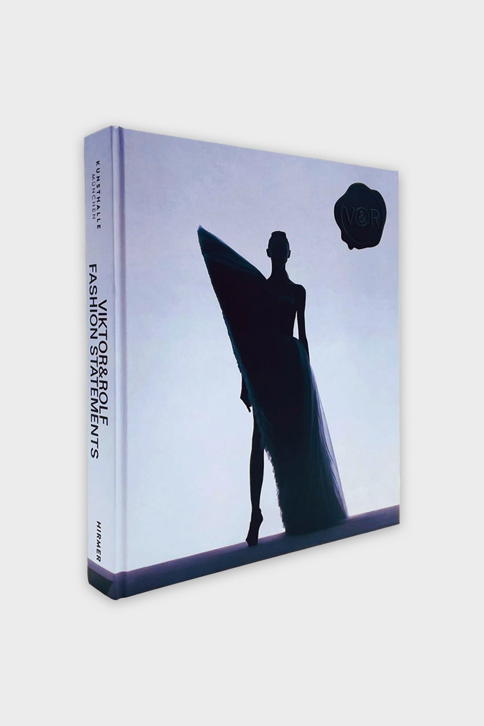 FASHION STATEMENTS BOOK