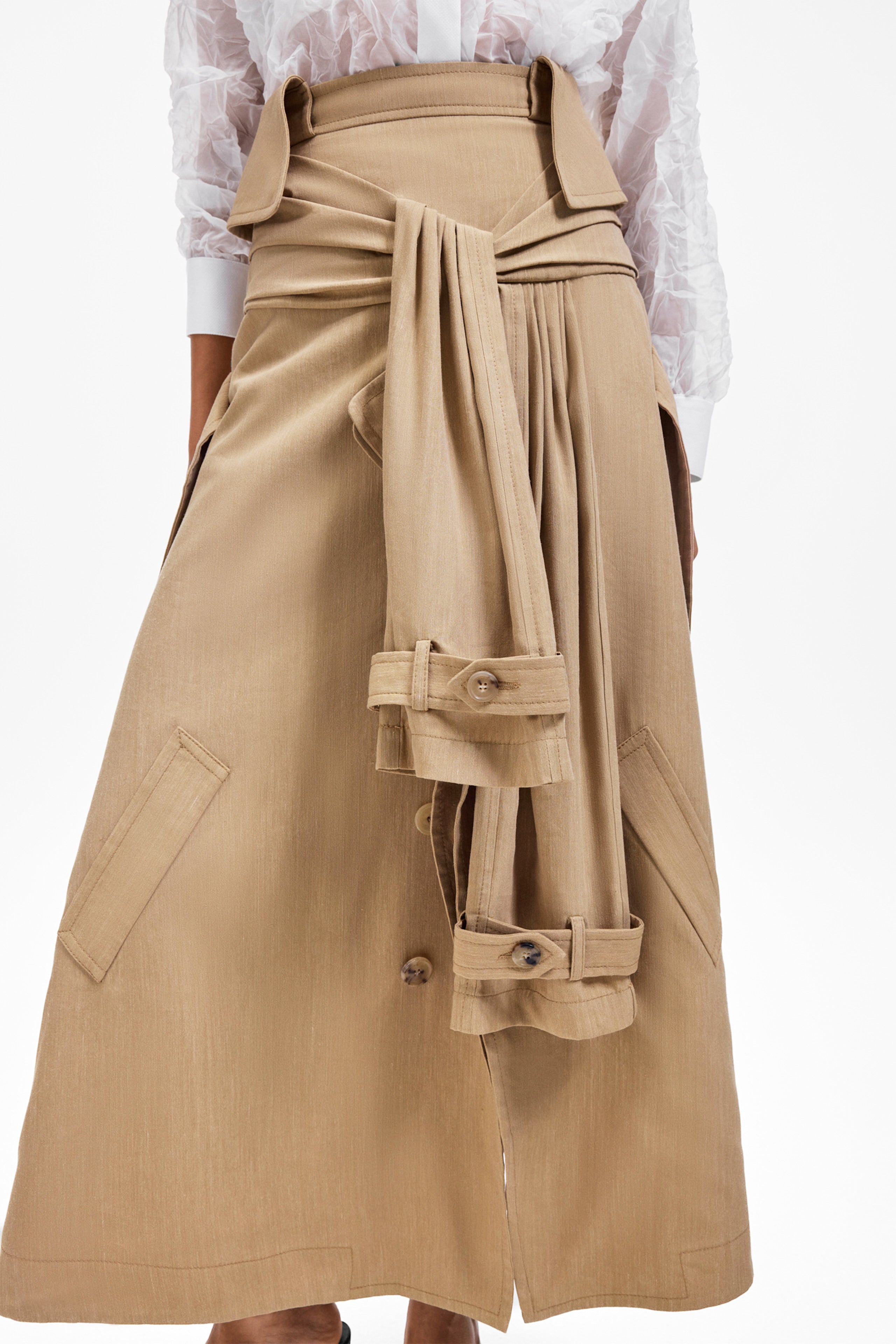MIDIROK MET GEKNOOPTE MOUWEN