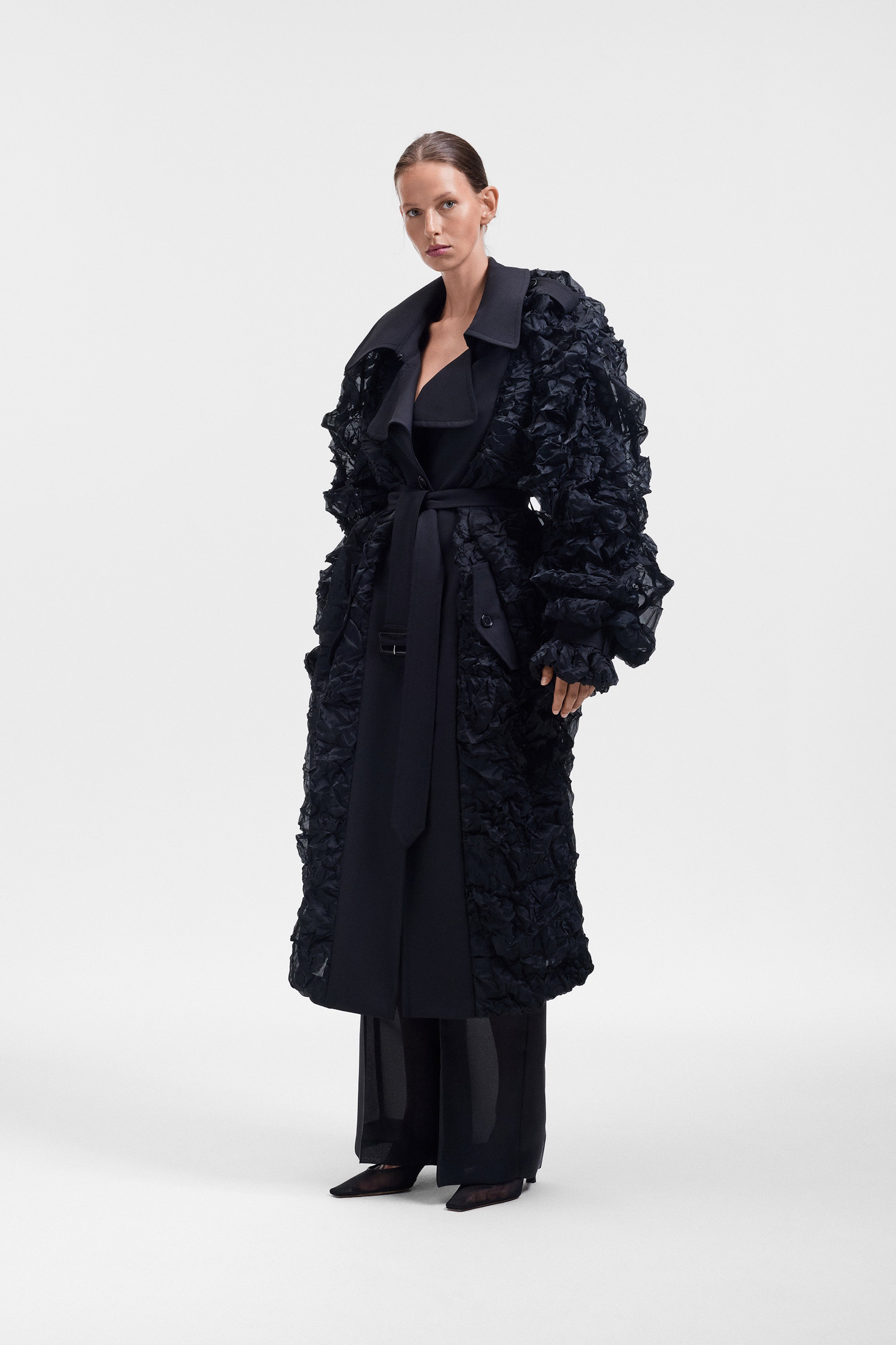 TRENCHCOAT MET PLISSÉ