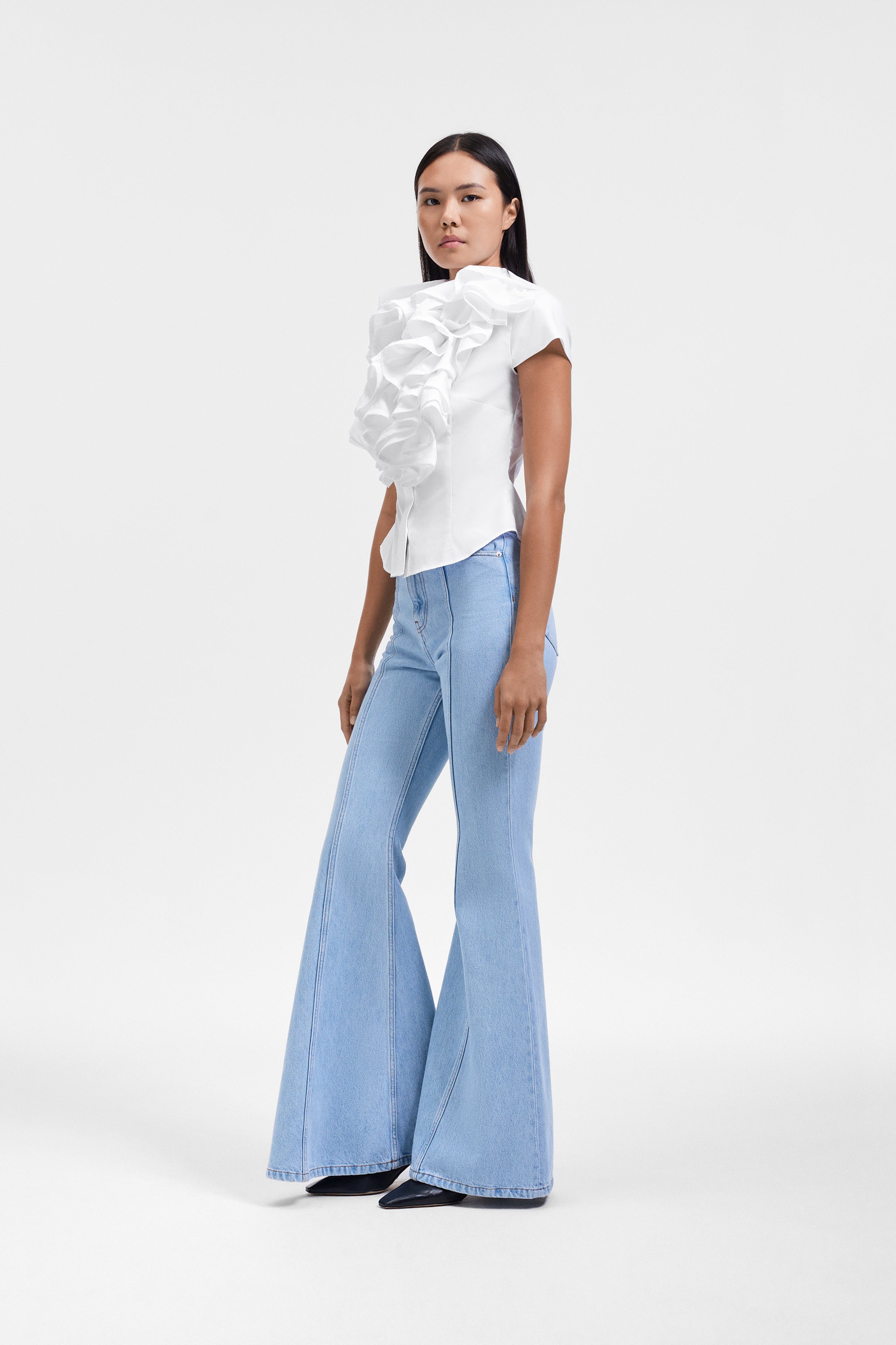 JABOT PLACEMENT SHIRT