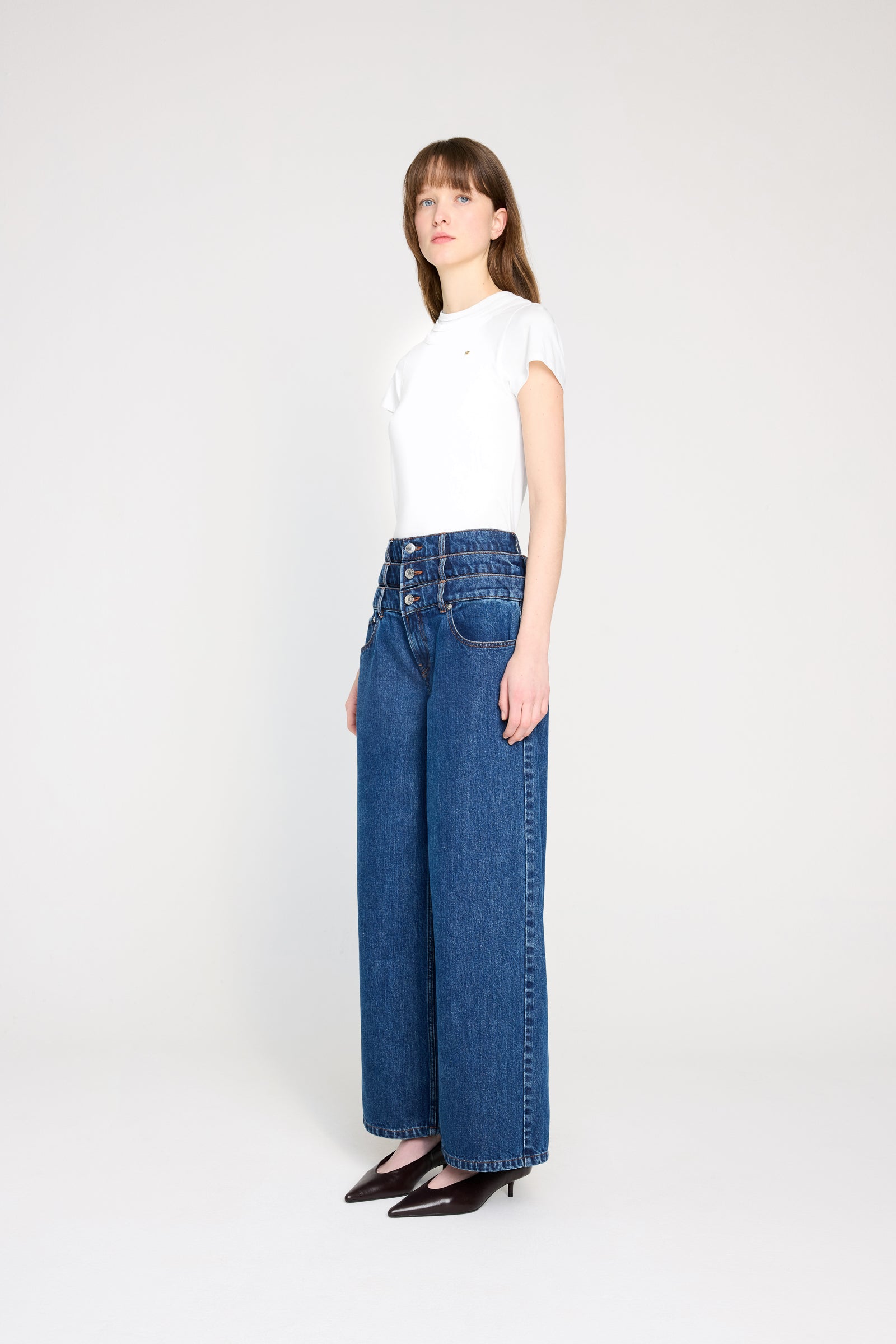 LOW MULTI-LAYERED LAYER DENIM