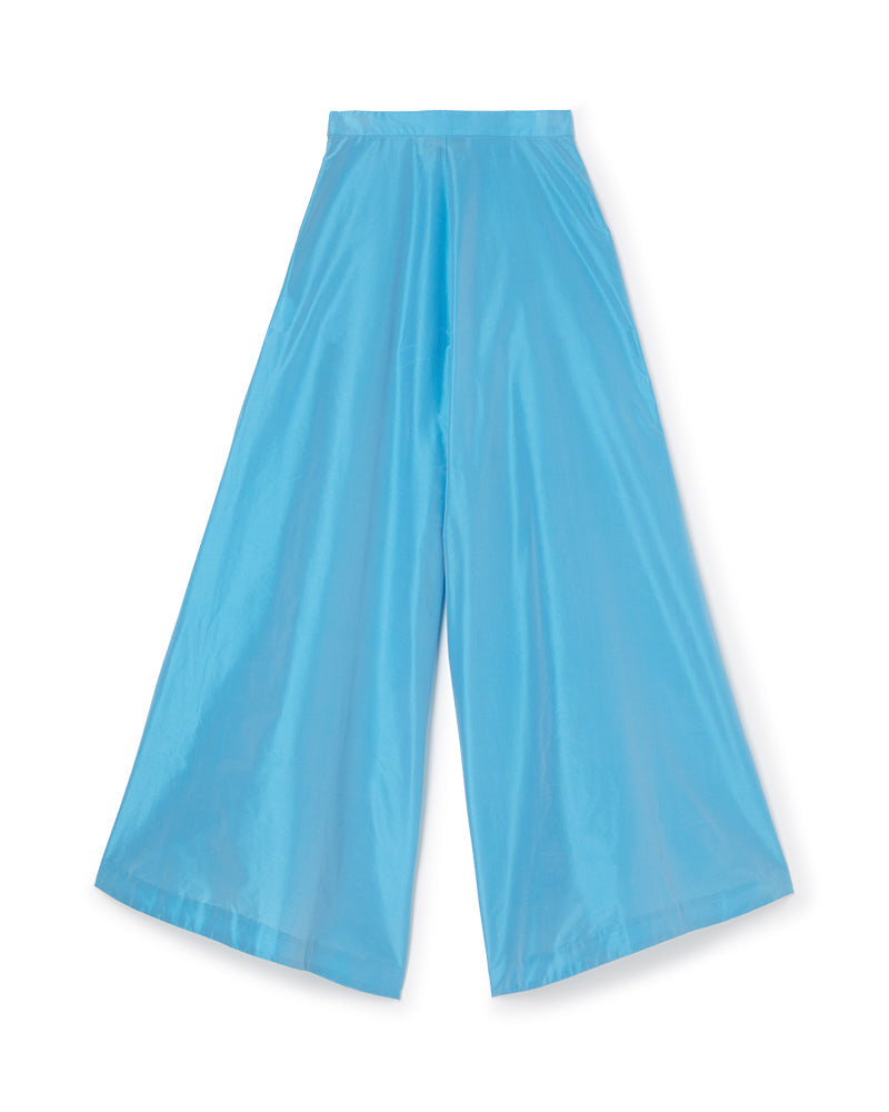 Wide-leg trousers in vibrant cyan fabric, featuring a flowy silhouette with a smooth finish for a stylish, airy look.