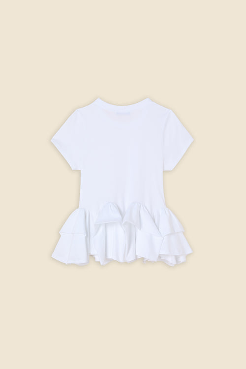 The craftmanship of the top reinterprets classic haute couture tuck ups into a modern silhouette
