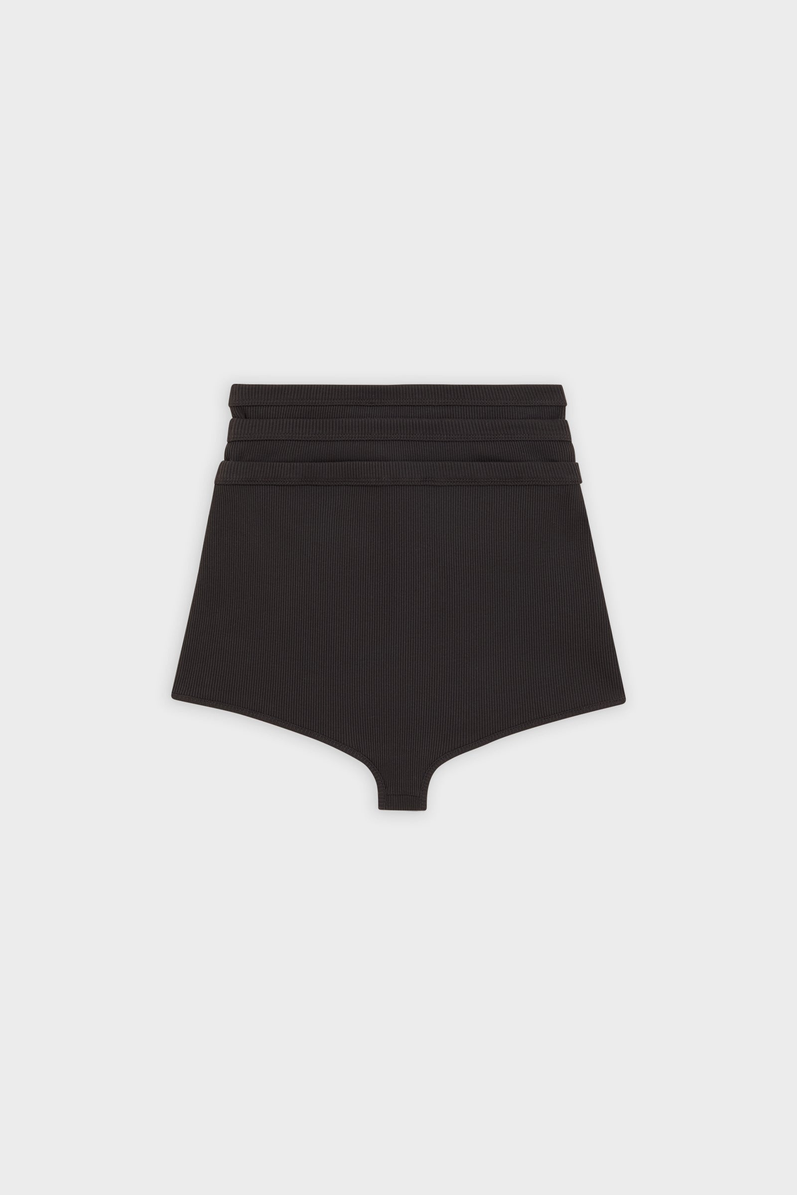 GELAAGDE HOT PANTS