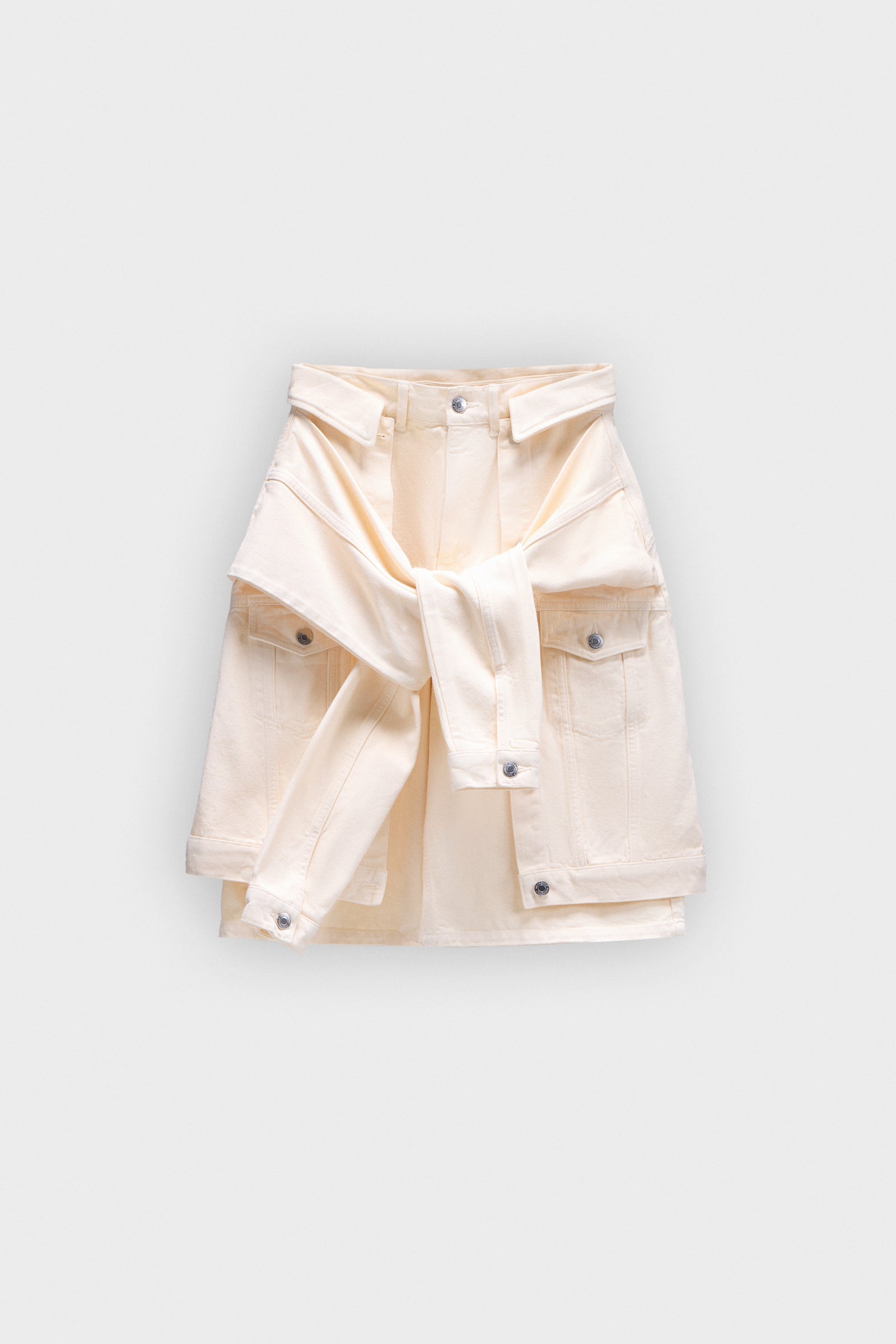 SLEEVE TIE DENIM SHORTS