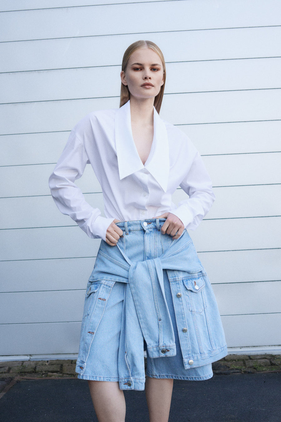 SLEEVE TIE DENIM SHORTS