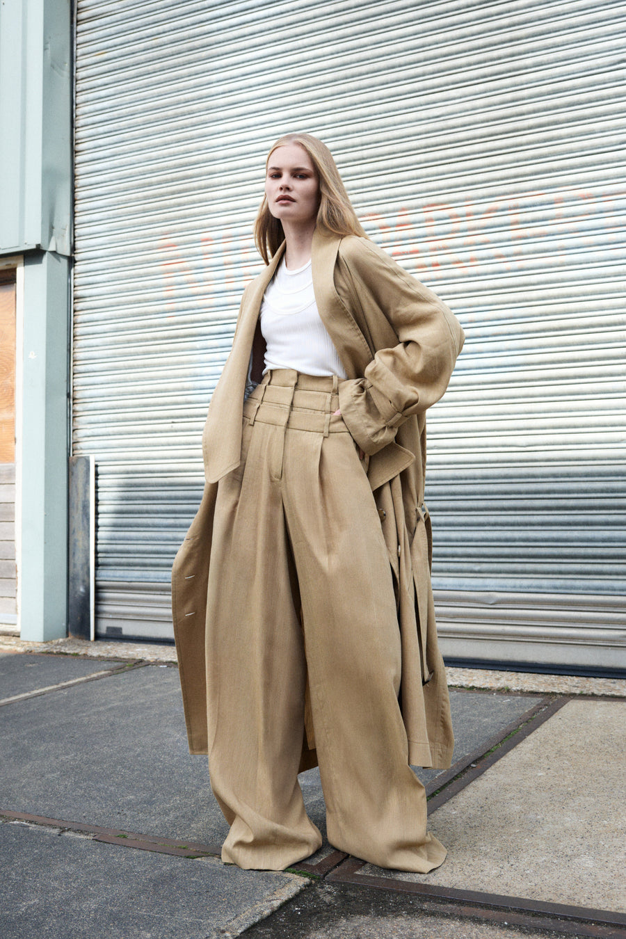 MULTI-LAYERED LINEN SILK BLEND TROUSERS
