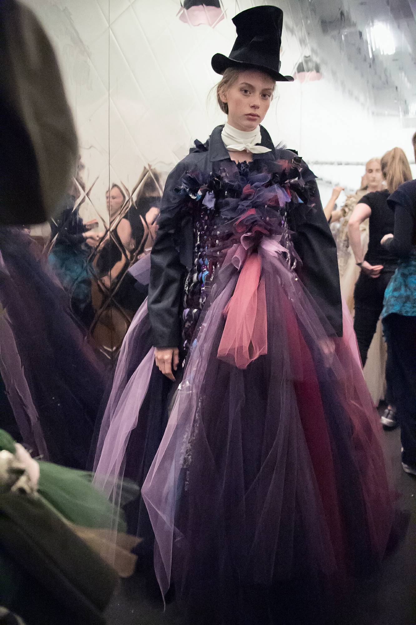 viktor rolf website fashion images