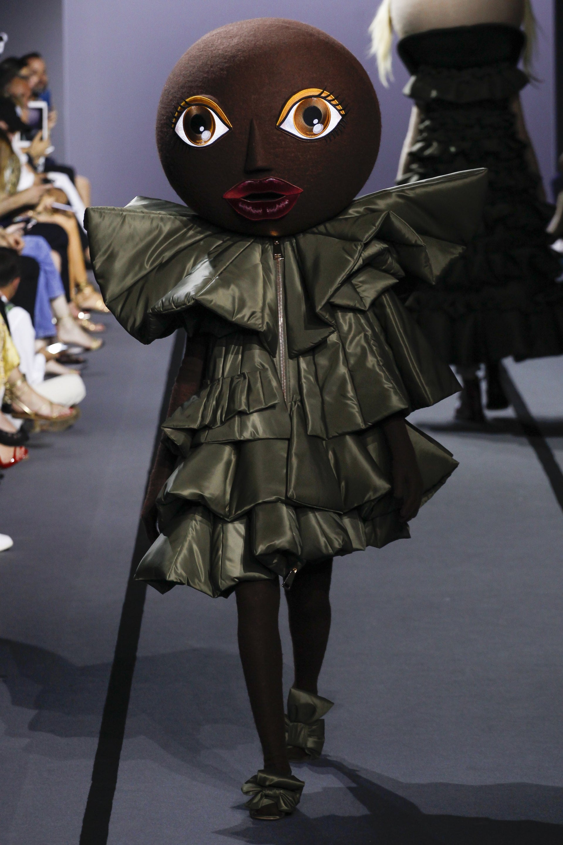 viktor & rolf fashion website image