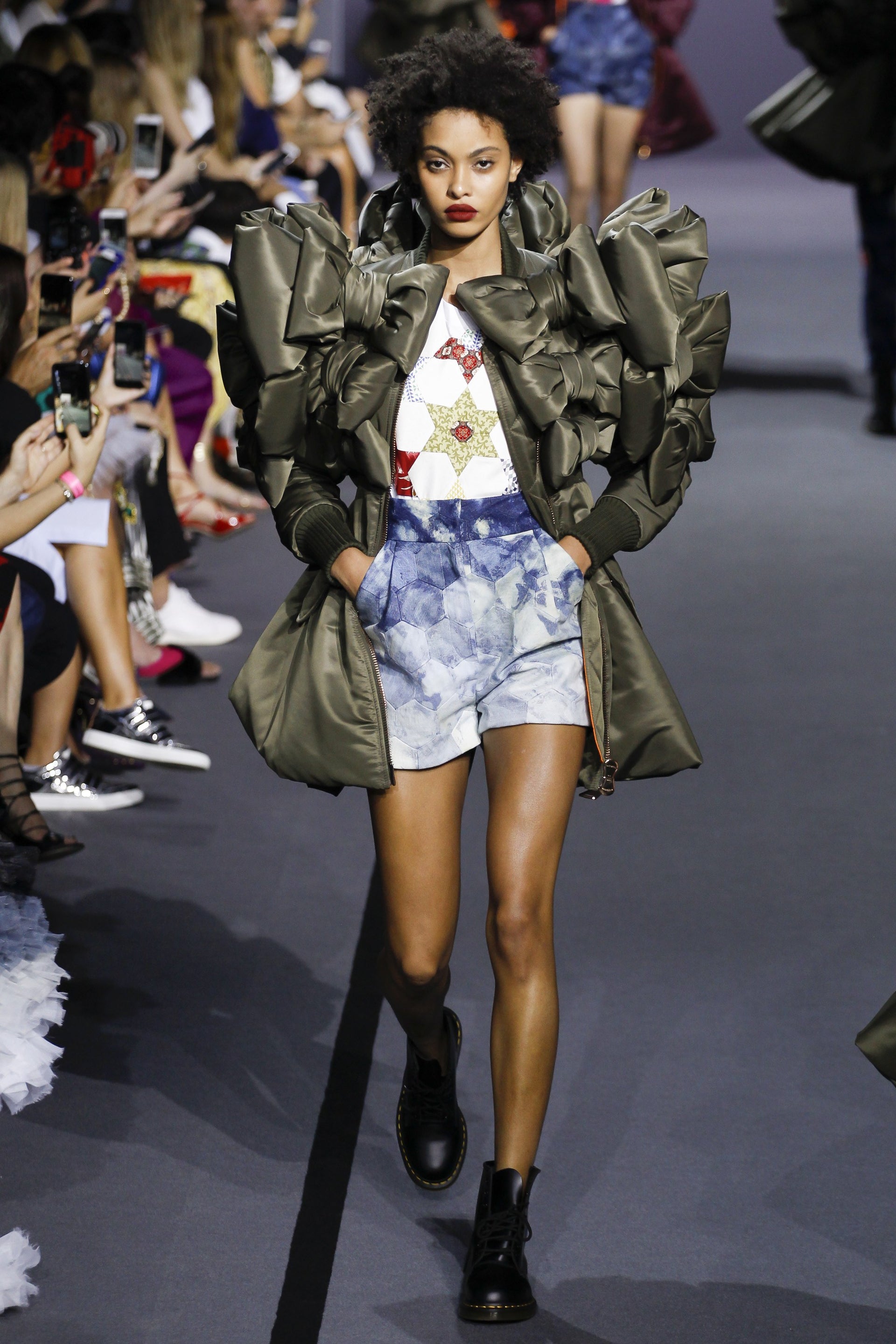viktor & rolf fashion website image