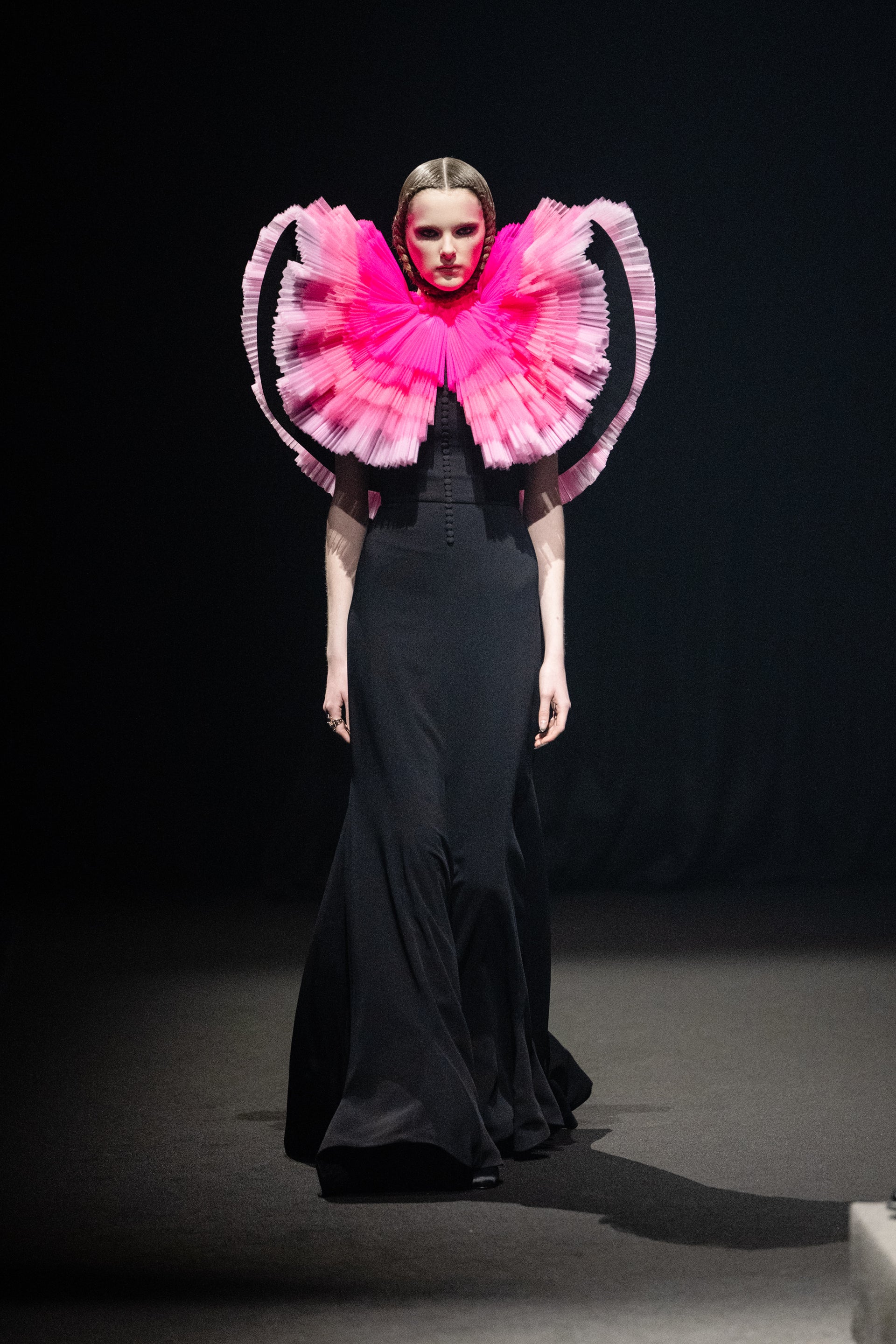 viktor and rolf pink dress HAUTE COUTURE LOOKBOOK SS26 Viktor&Rolf