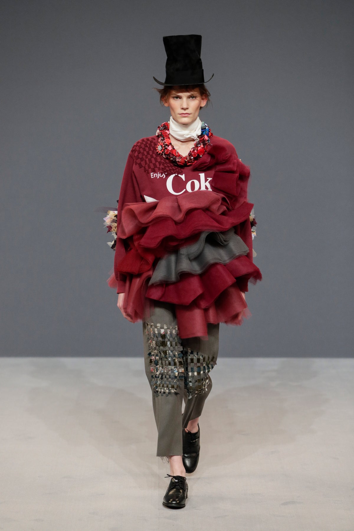 Haute Couture Lookbook AW16 | Viktor&Rolf