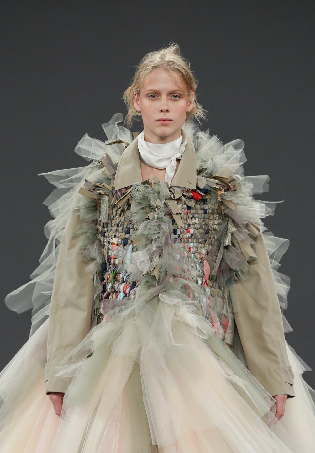 Haute Couture Collections Viktor Rolf haute-couture-collections-viktor-rolf