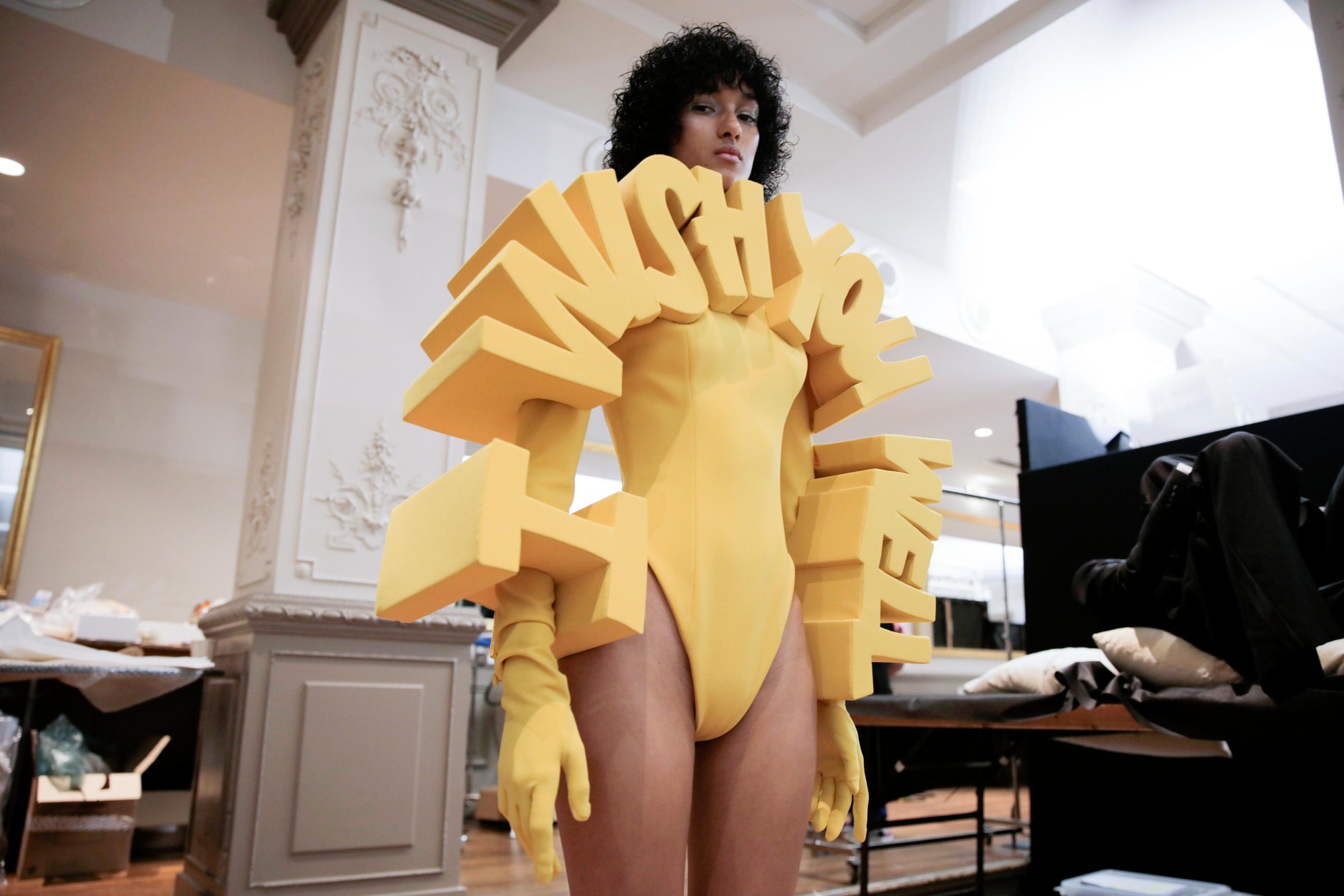 HAUTE COUTURE SEASONAL COLLECTION AW23 – Viktor&Rolf