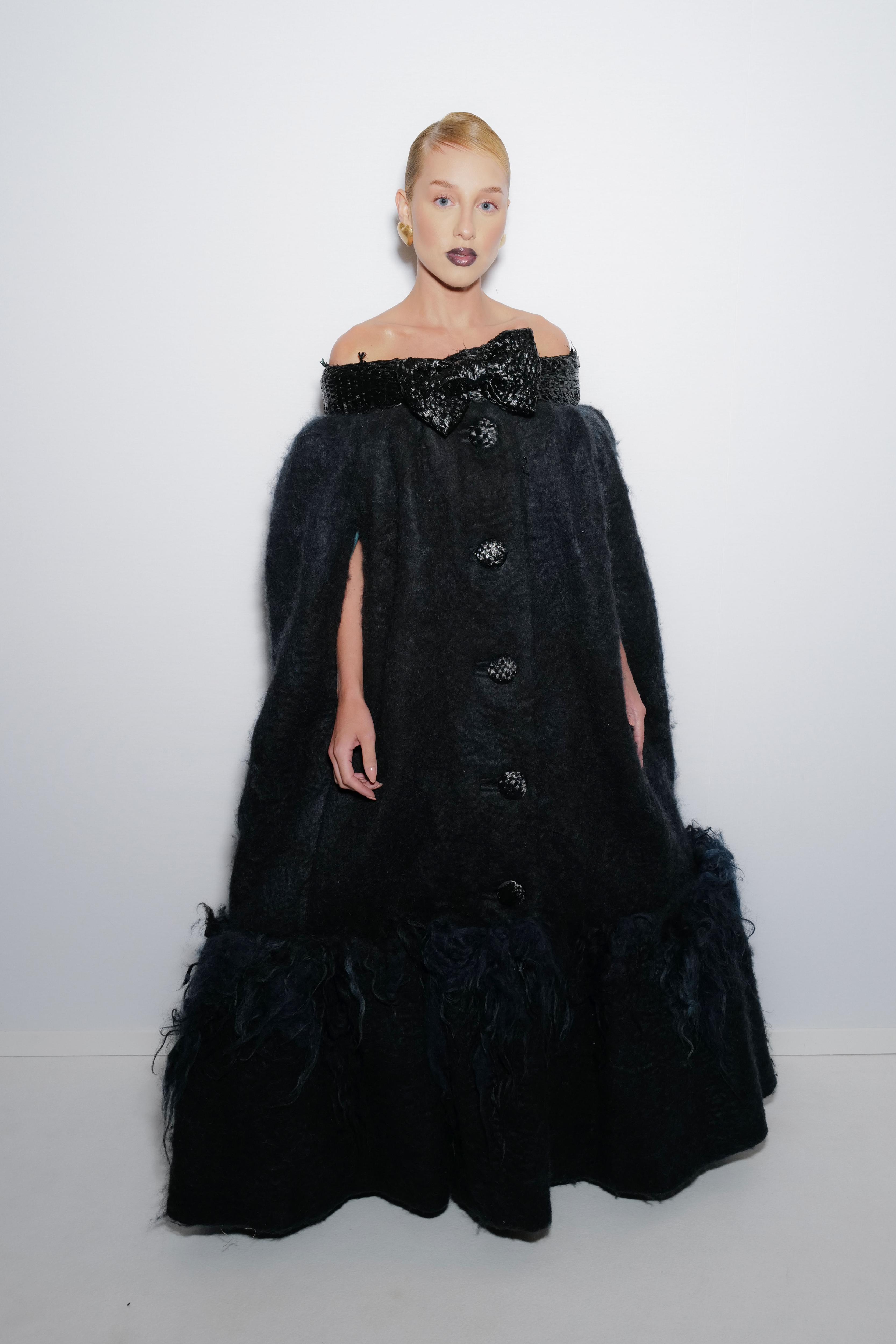 【VIKTOR & ROLF】 DARING NIGHTS TD044 BLACKドレス ブラック packshot_back_TD066-22-
