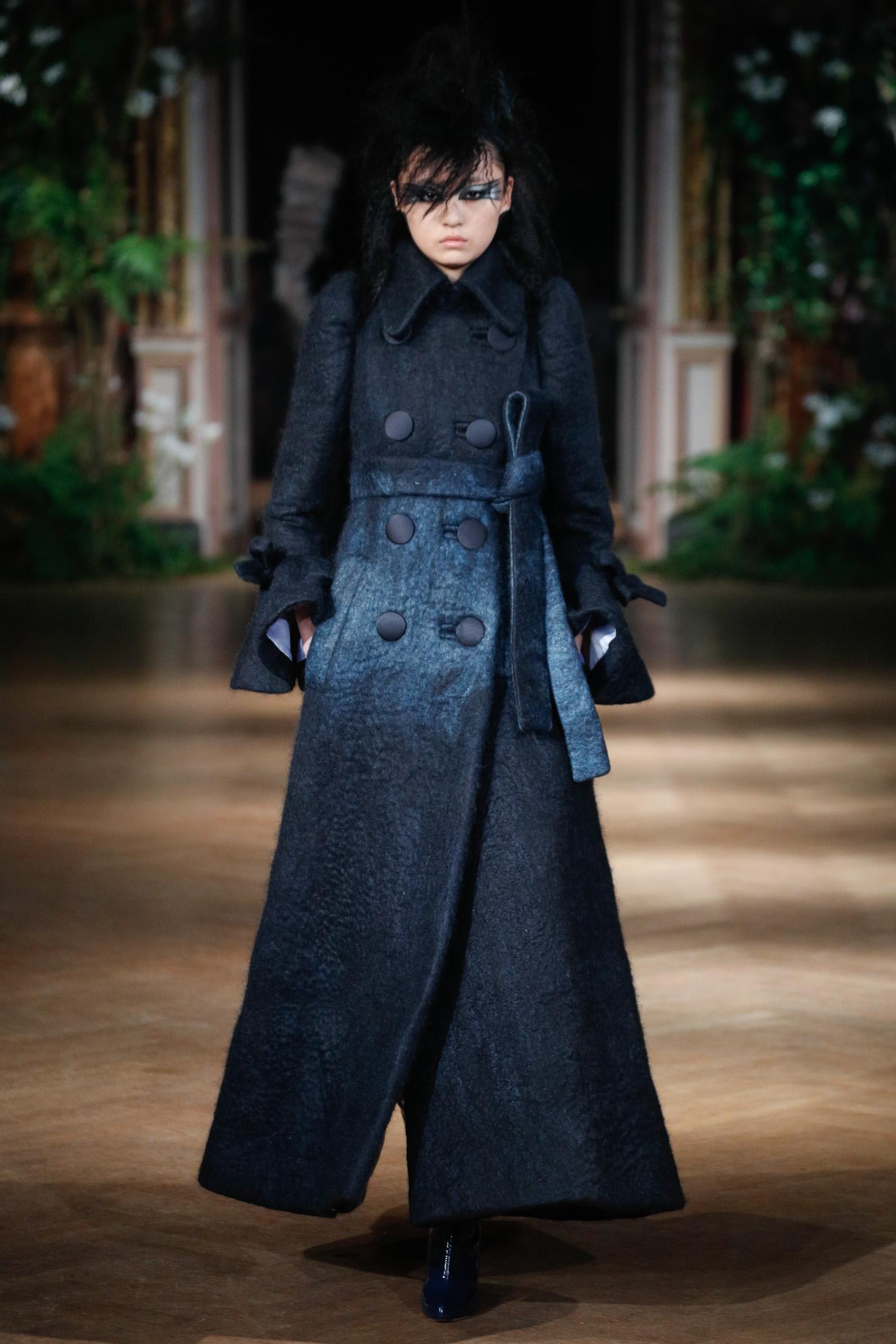 viktor rolf fashion website image