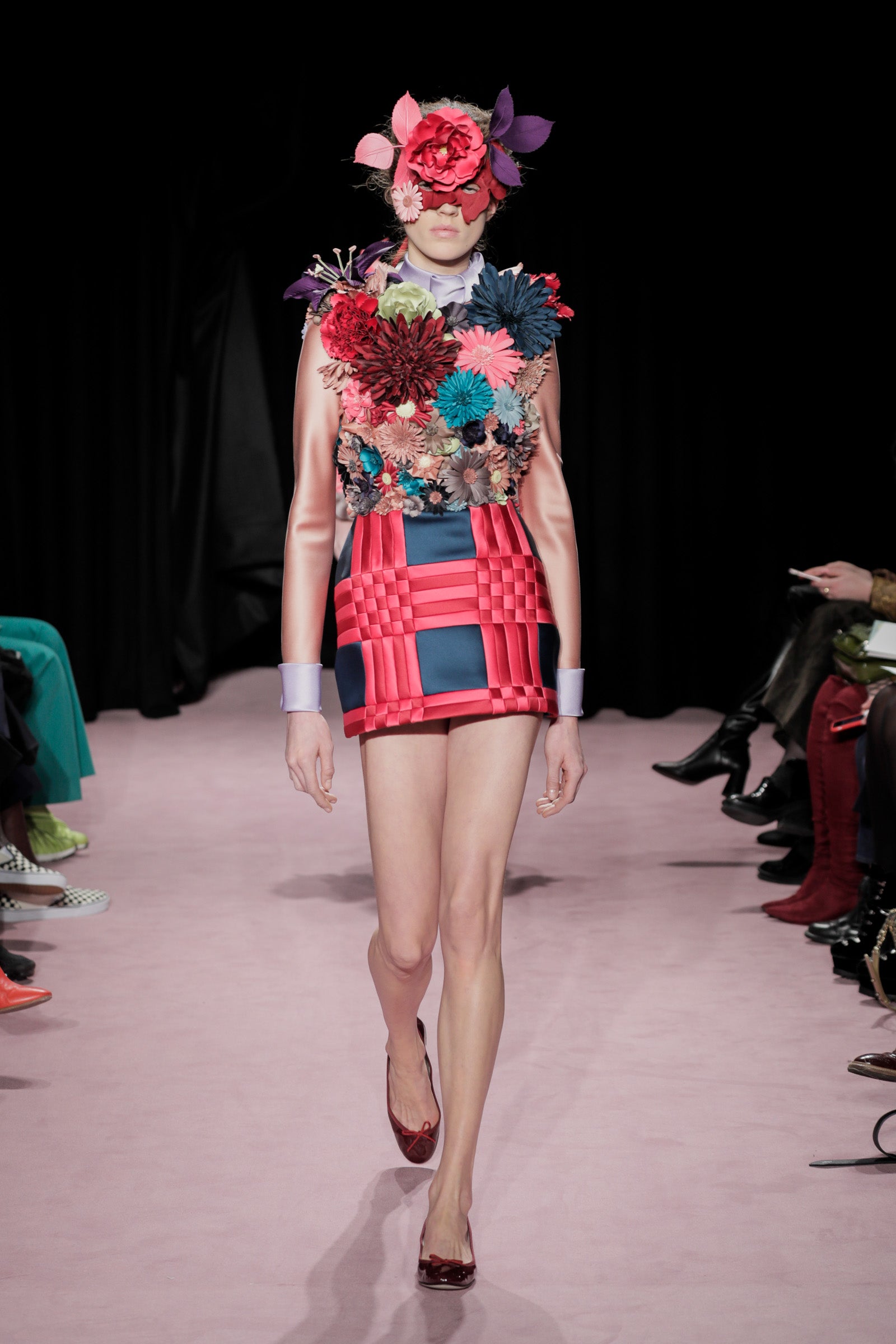 viktor & rolf fashion website image