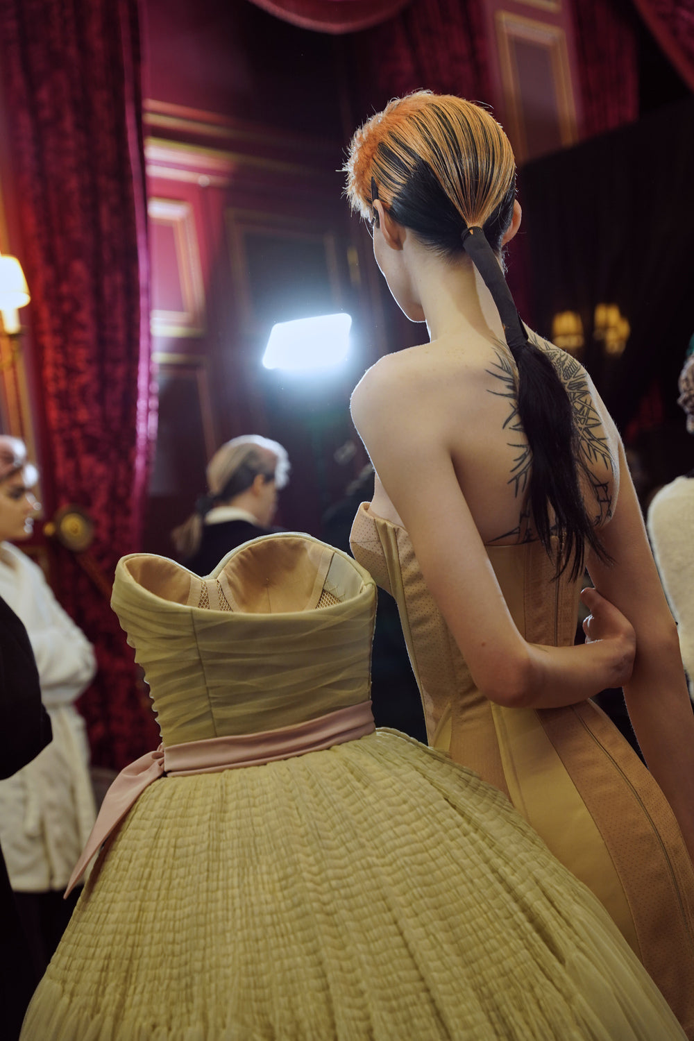 VIKTOR_ROLF_HC_SS23_BS_9018_1