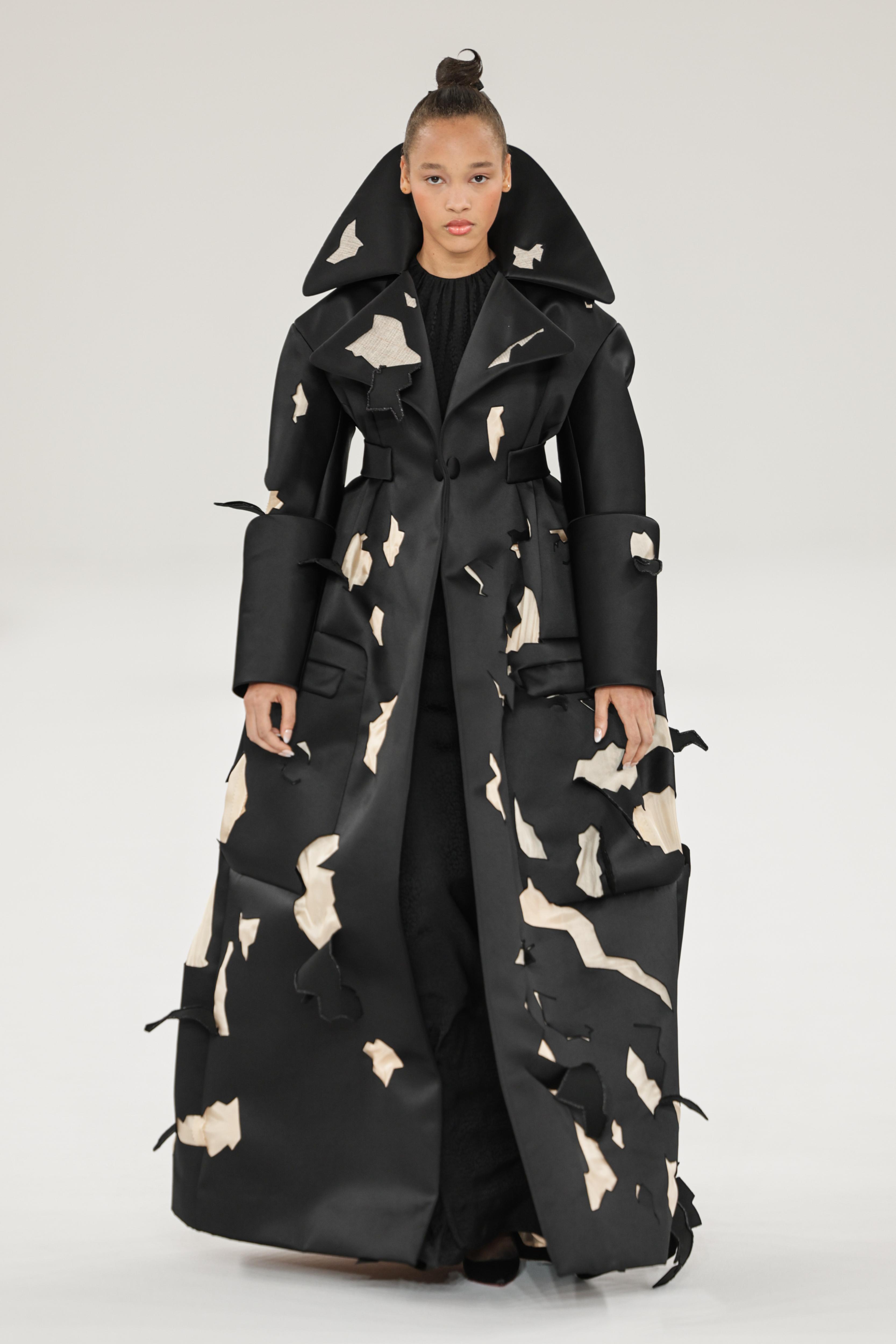 Haute Couture Lookbook SS24 | Viktor&Rolf