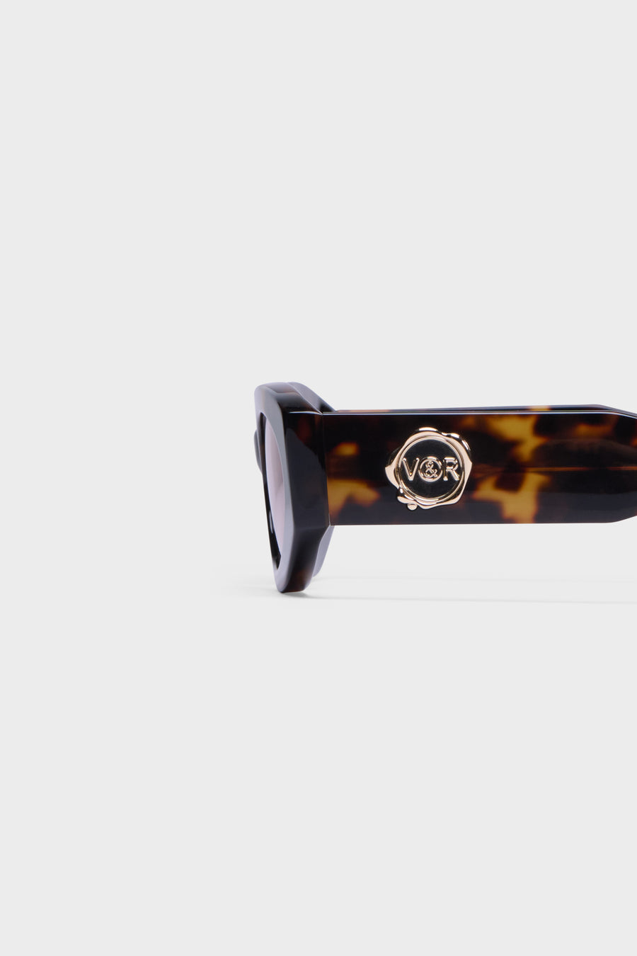 OVAL ACETATE SUNGLASSES