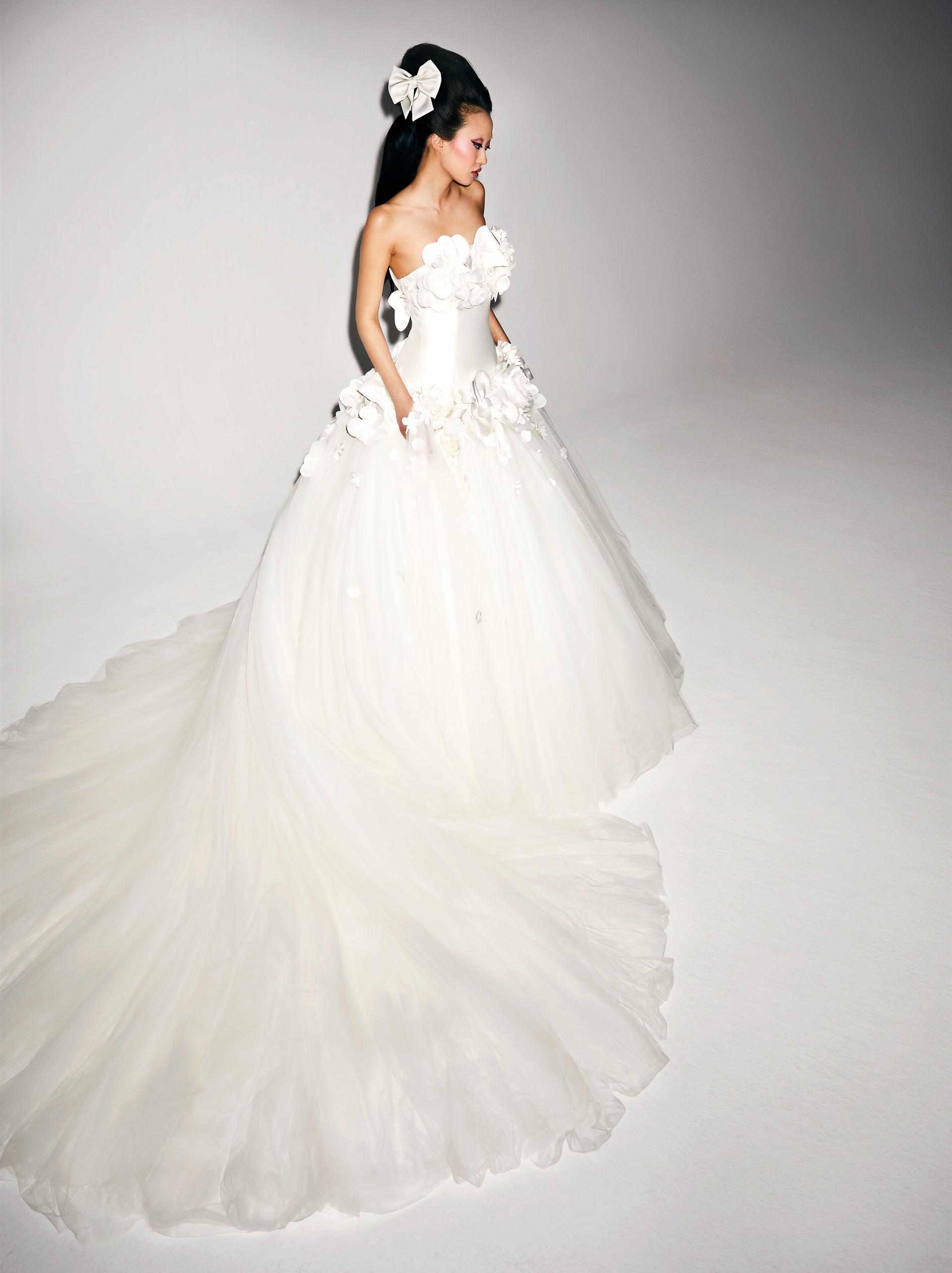 viktor & rolfe fashion website image