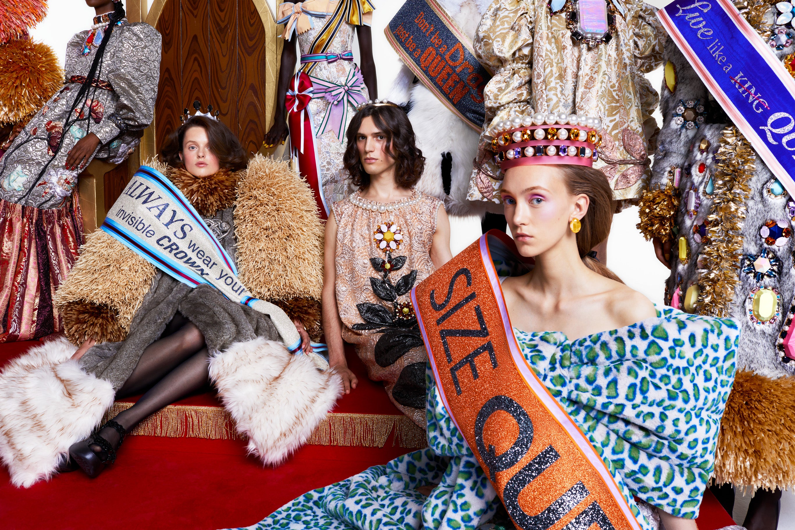 Haute Couture Lookbook AW21 | Viktor&Rolf Haute Couture Lookbook AW21 | Viktor&Rolf