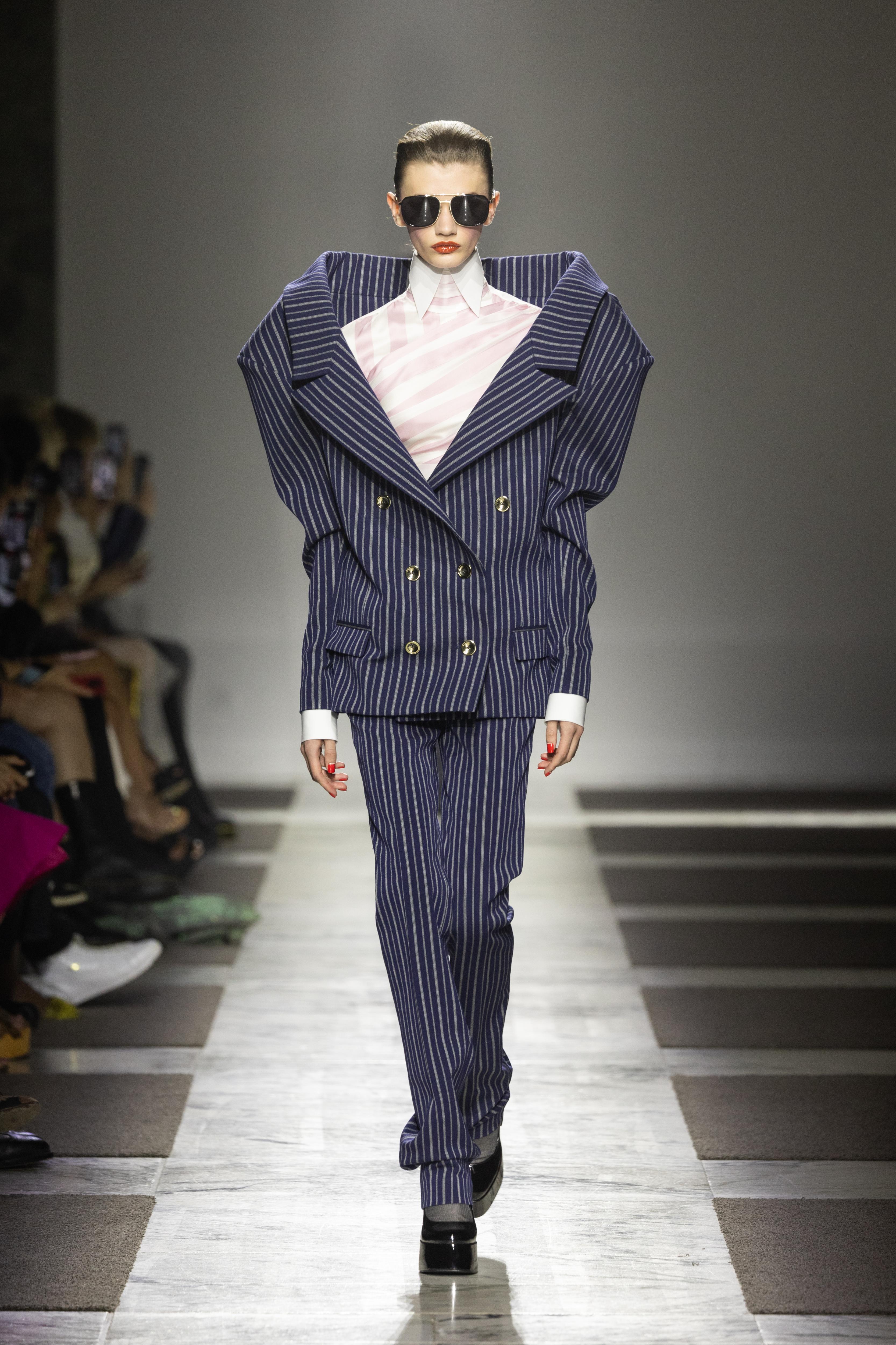 Haute Couture Lookbook AW22 | Viktor&Rolf