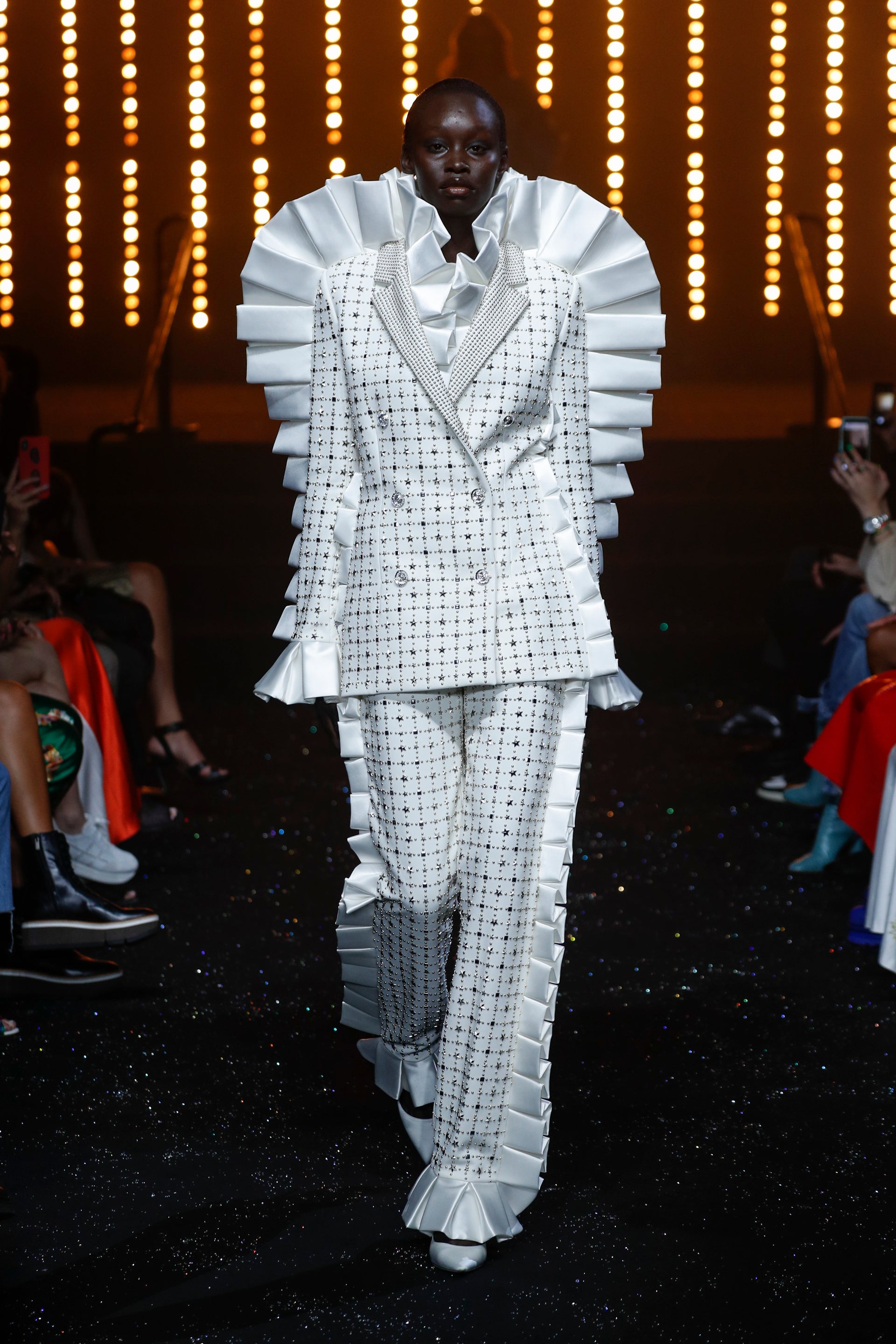 viktor & rolf fashion website image