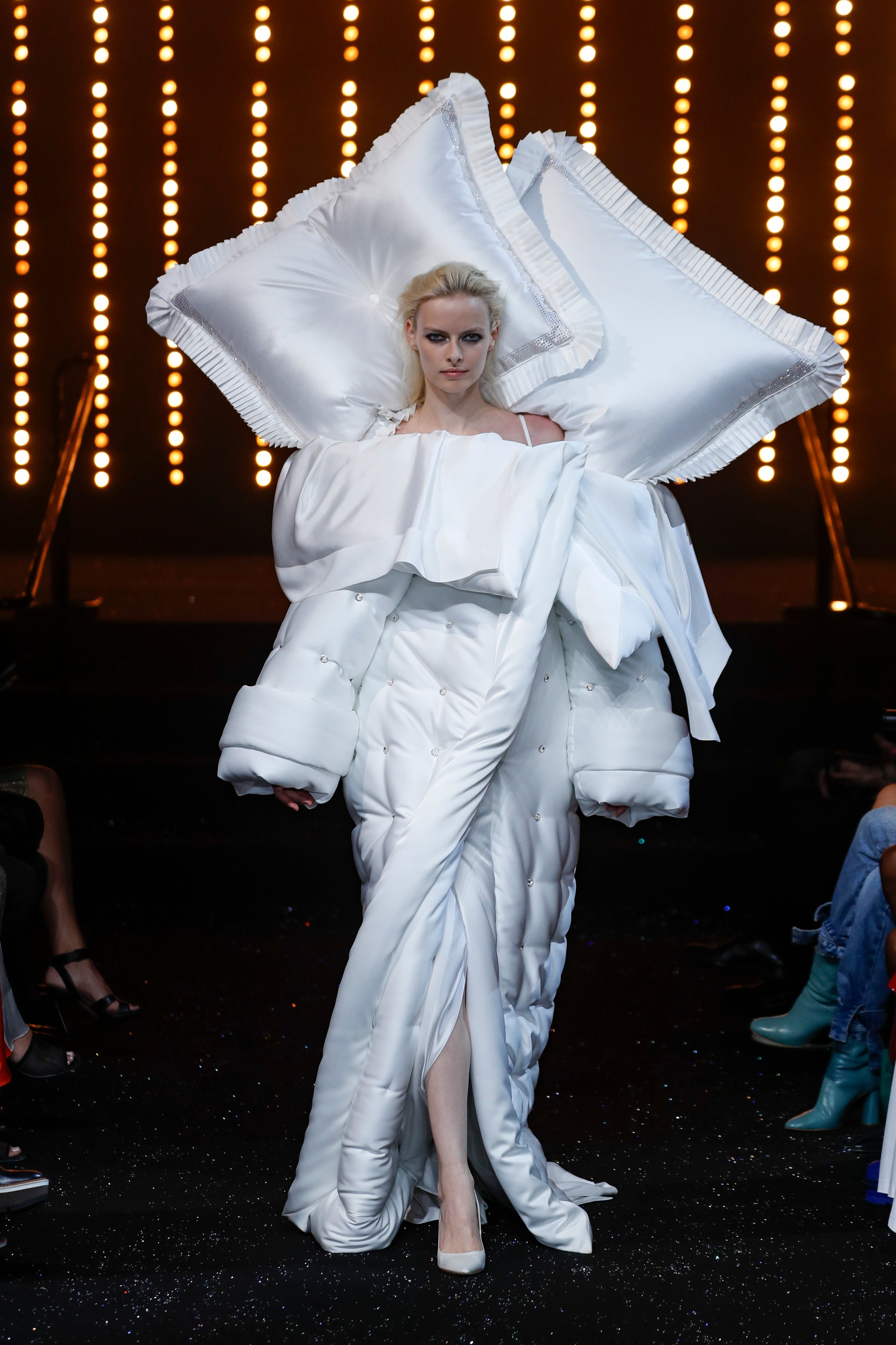 viktor & rolf fashion website image