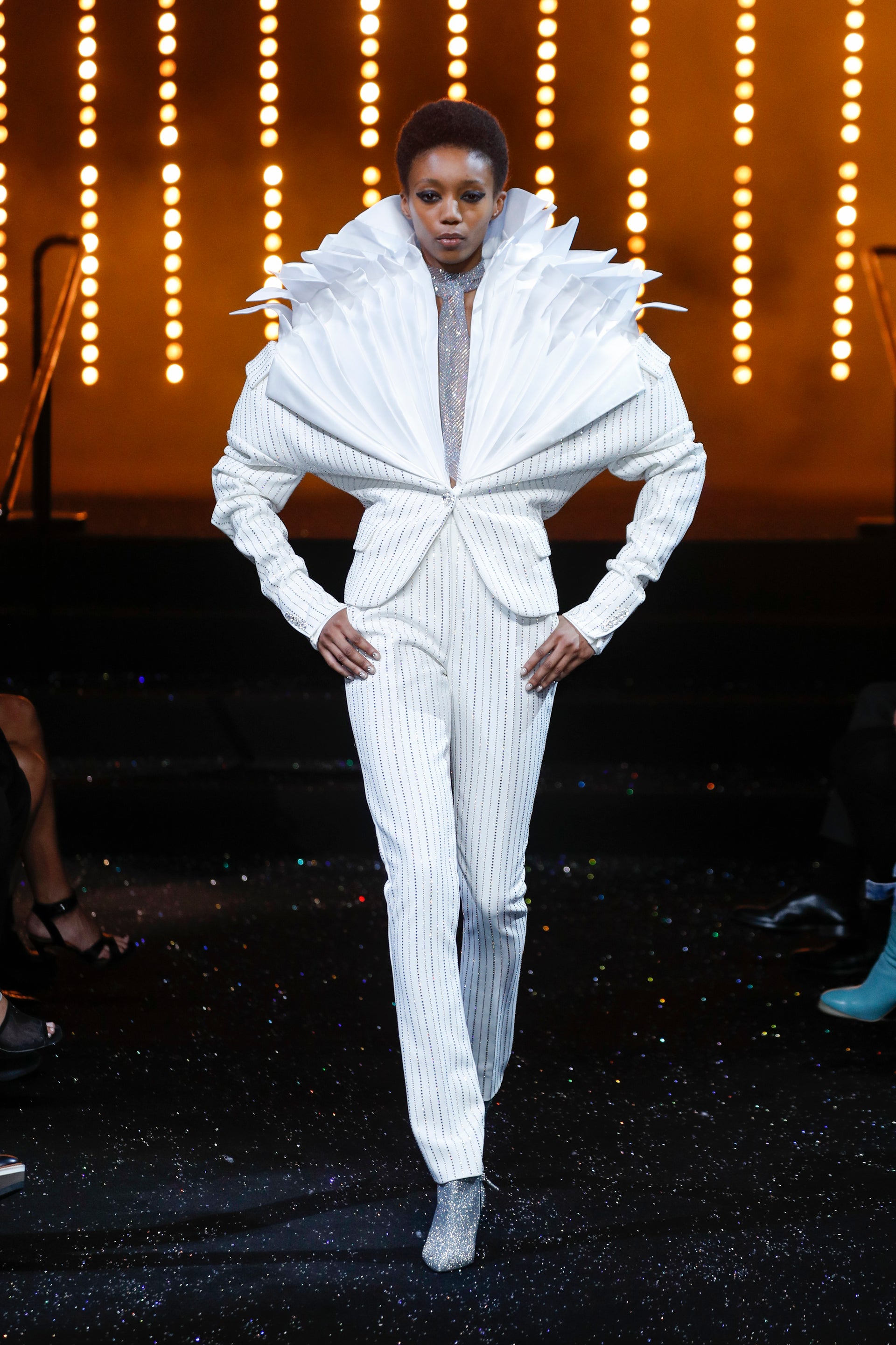 viktor & rolf fashion website image