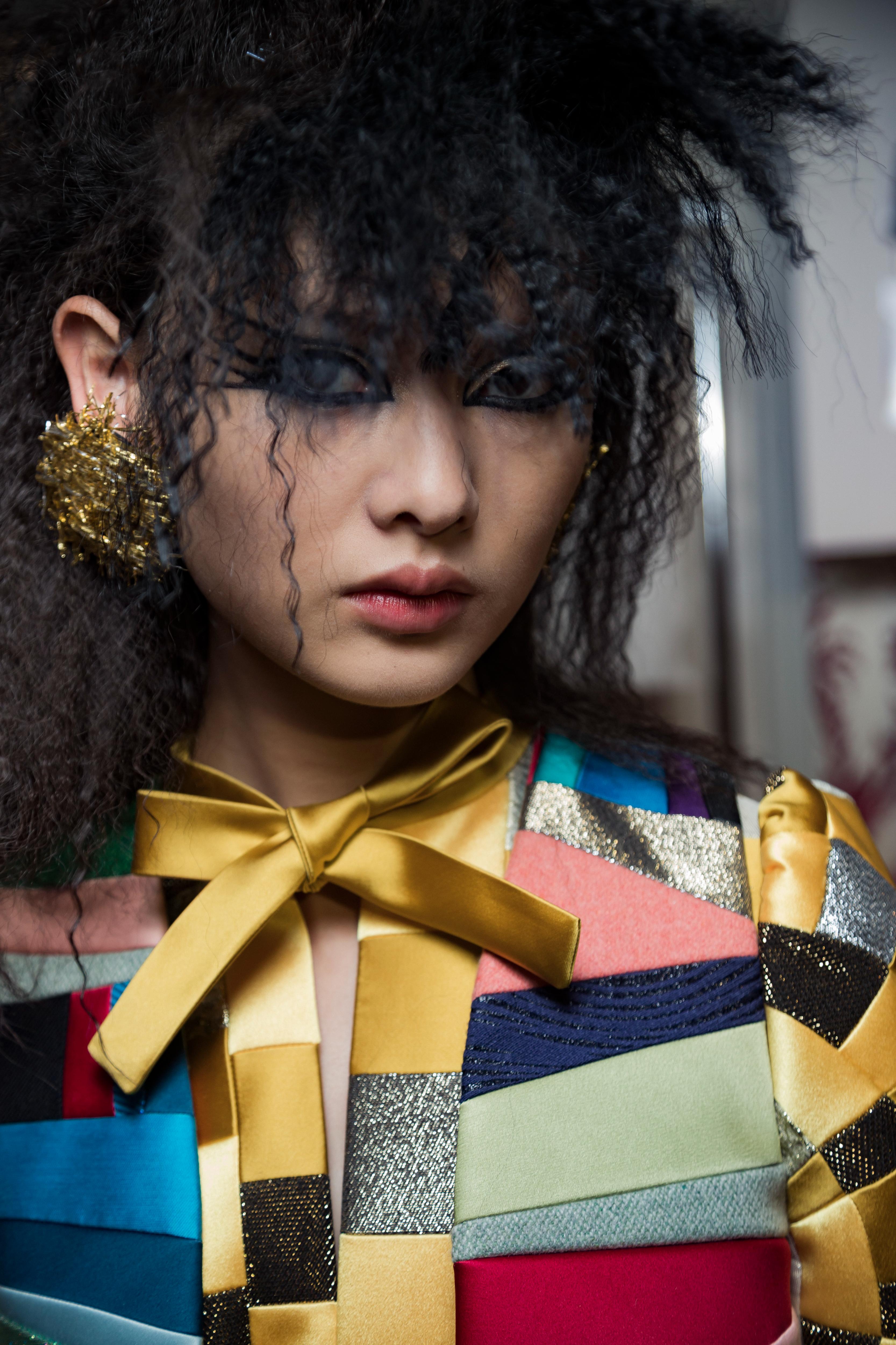 Haute Couture Lookbook AW19 | Viktor&Rolf