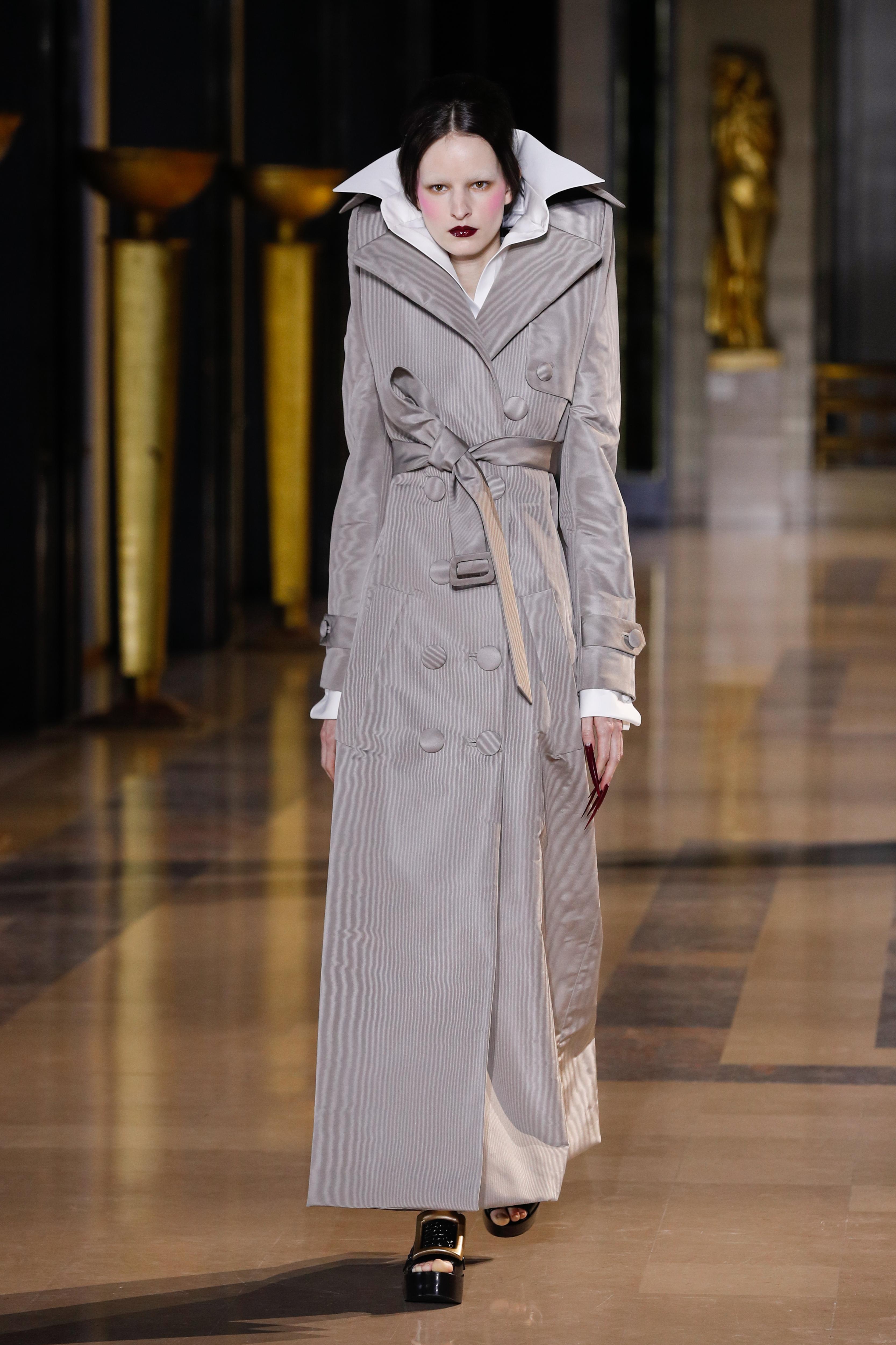 Haute Couture Lookbook SS22 | Viktor&Rolf