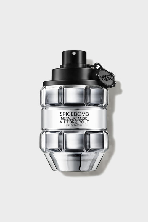 A bold, magnetic fragrance where warm white musk and silver suede are energized by a spark of black pepper