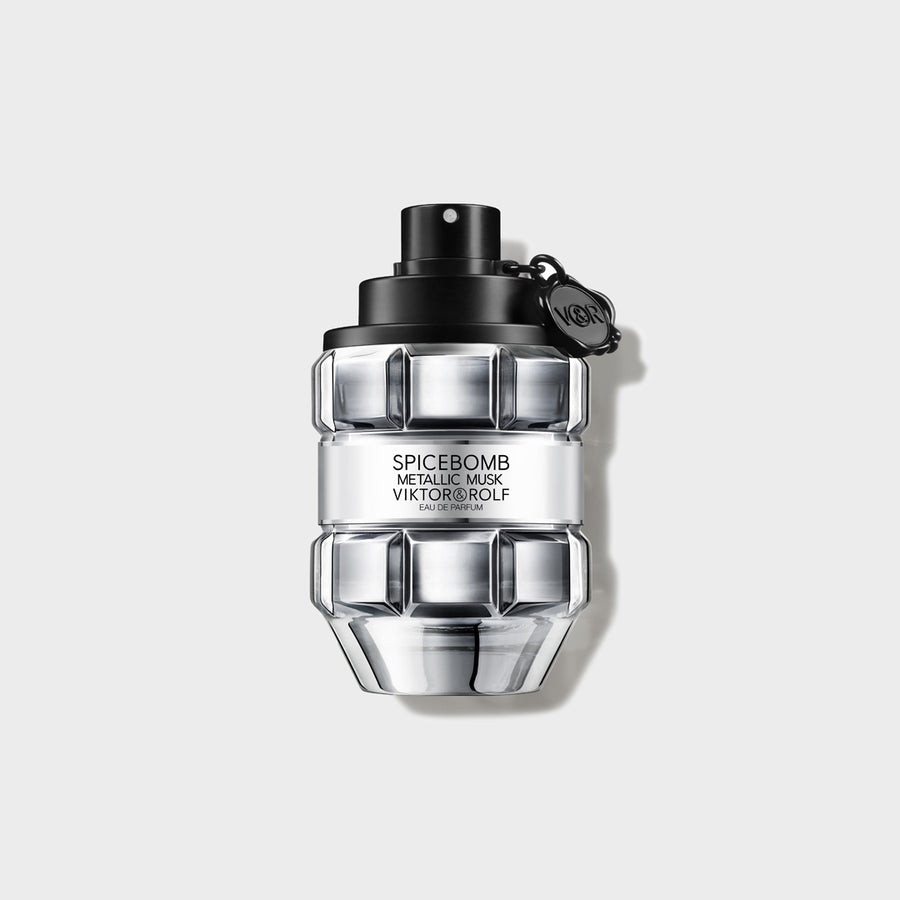 Viktor&Rolf spicebomb metalic musk perfume.