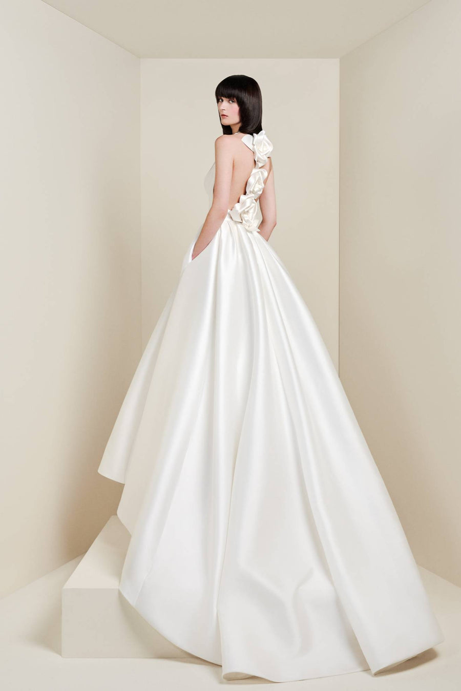 VRM432 – T-BACK CAMELLIA GOWN