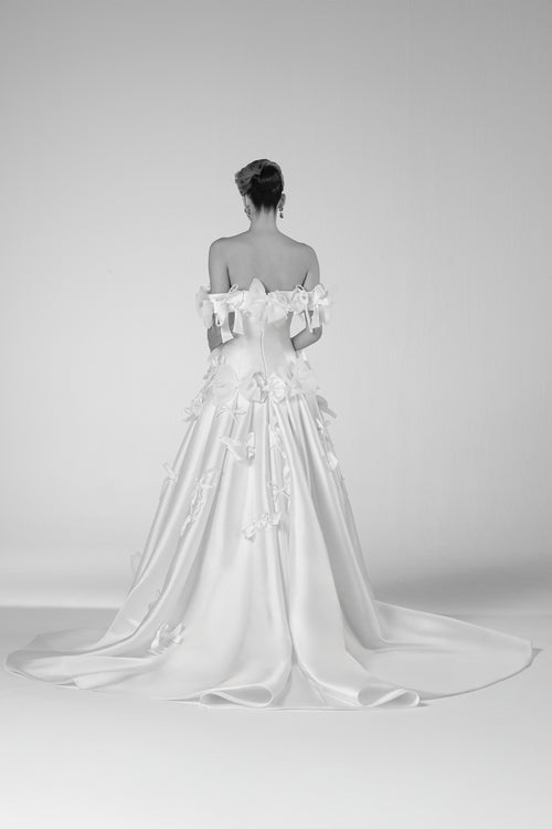 VRM475 - BOW ABUNDANCE GOWN